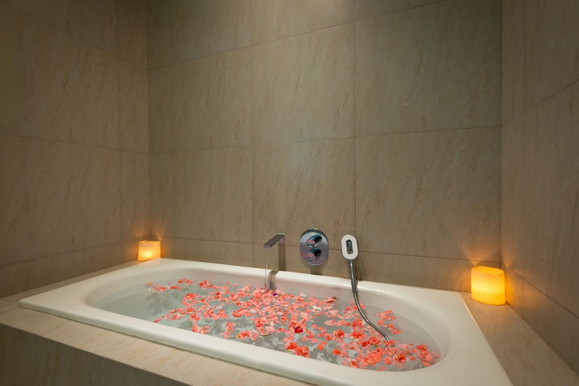 Villa Eighty8 Private Residence with Gym & 20m Pool view 5