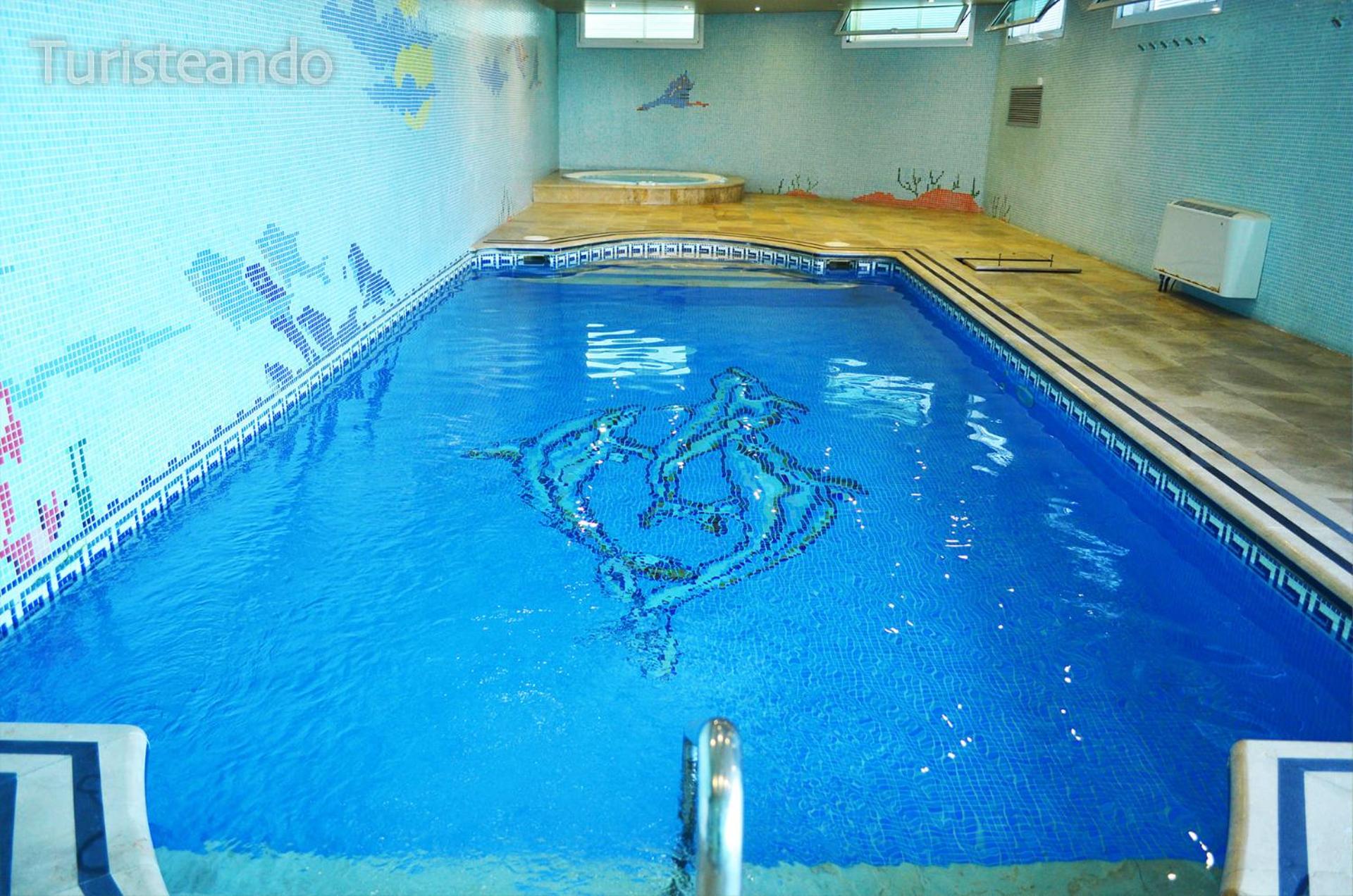 Apartamento de lujo Aquarela - piscina climatizada y parking