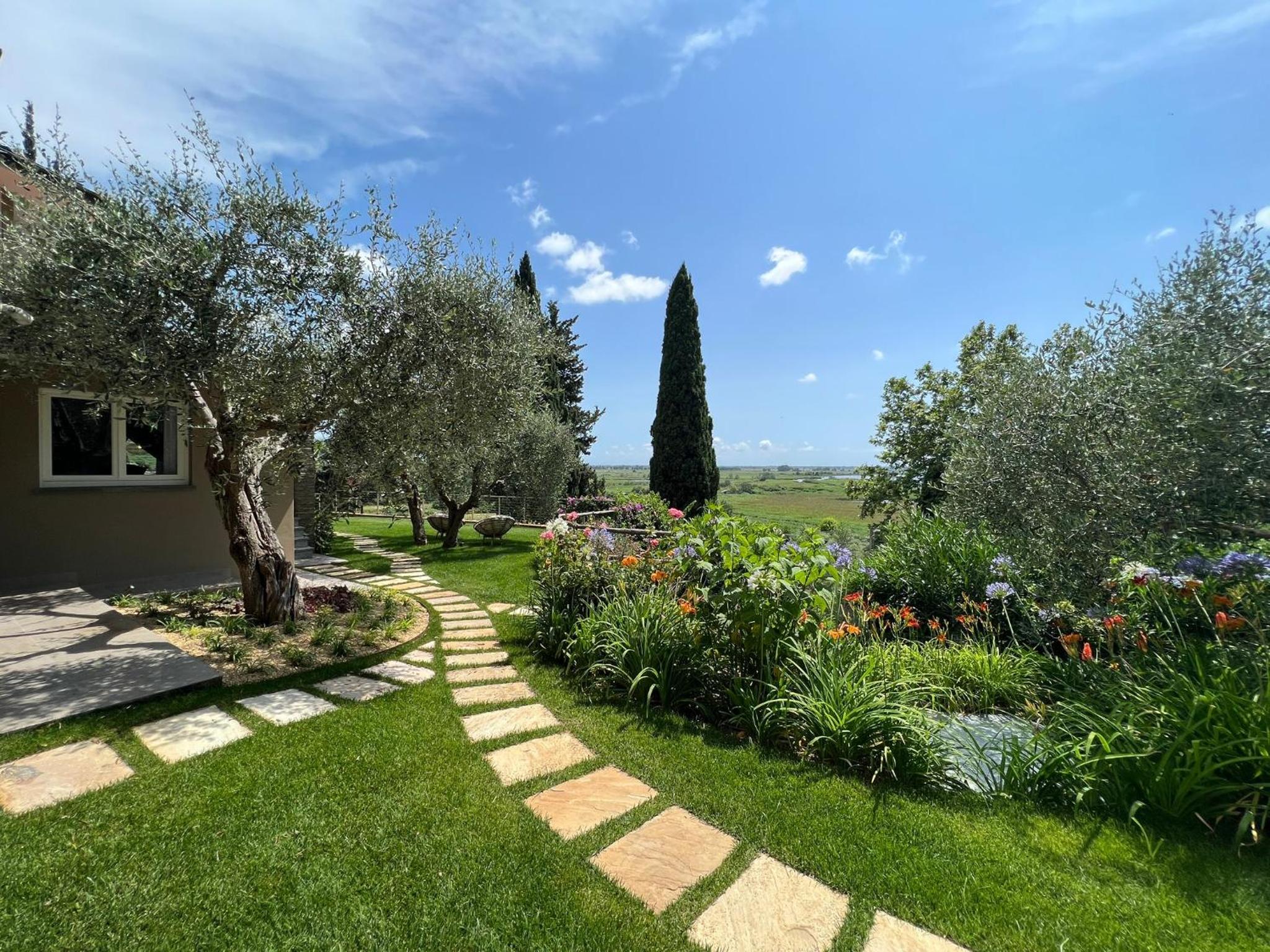 Villa Le Poiane view 3