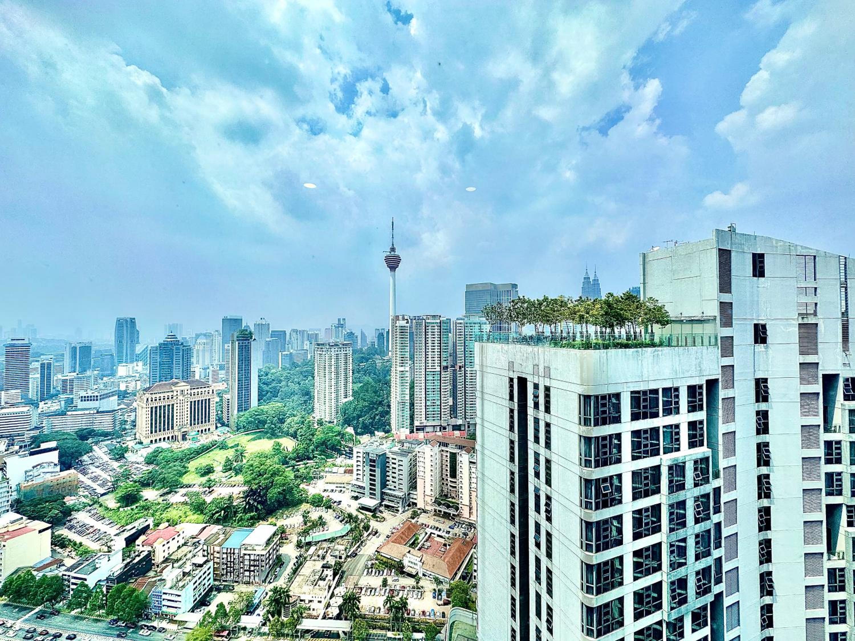 The Robertson 2B at Bukit Bintang with Netflix,trx,klcc,pavilion,lalaport