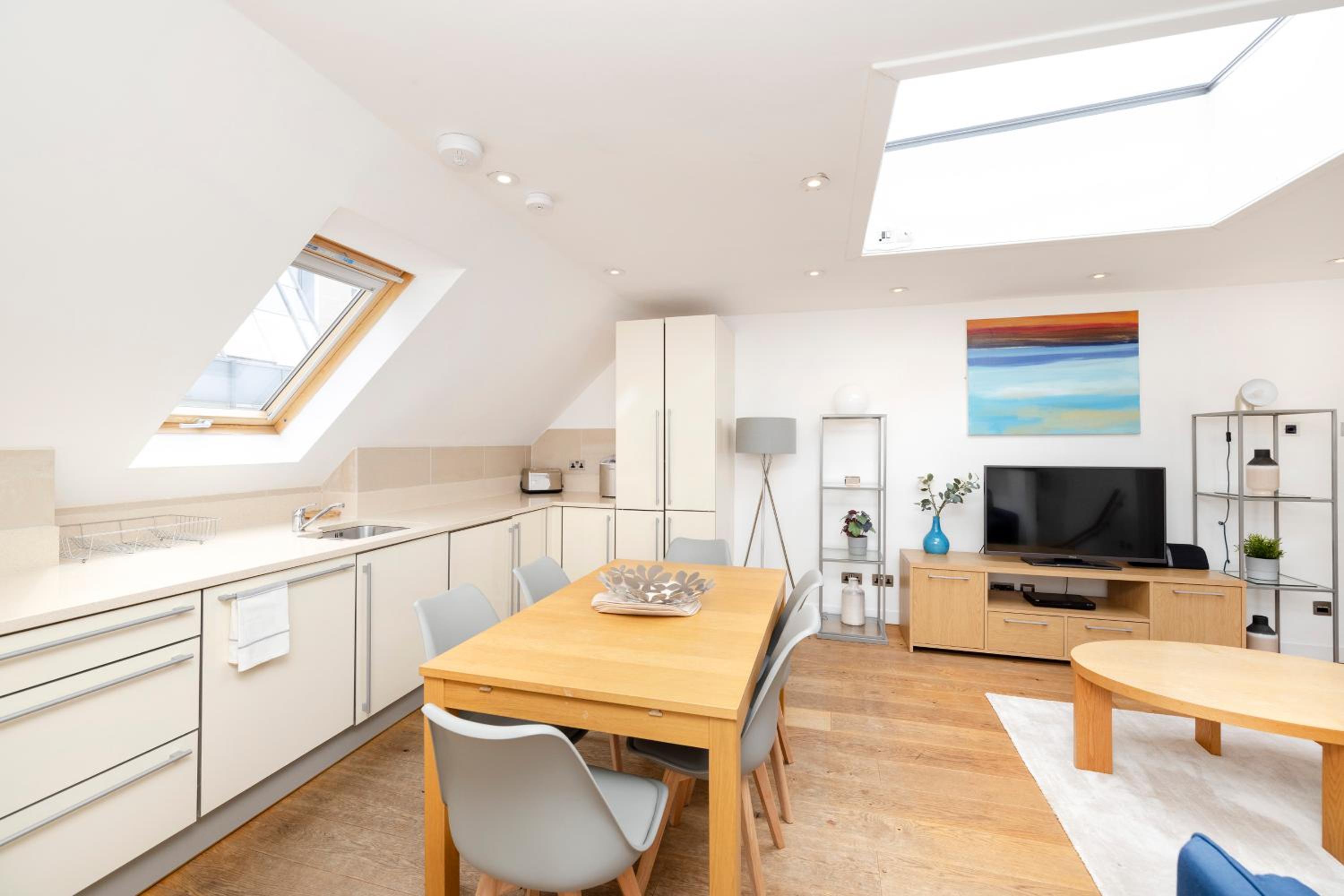 JOIVY Superb Flats in the Heart of Edinburgh photo 4