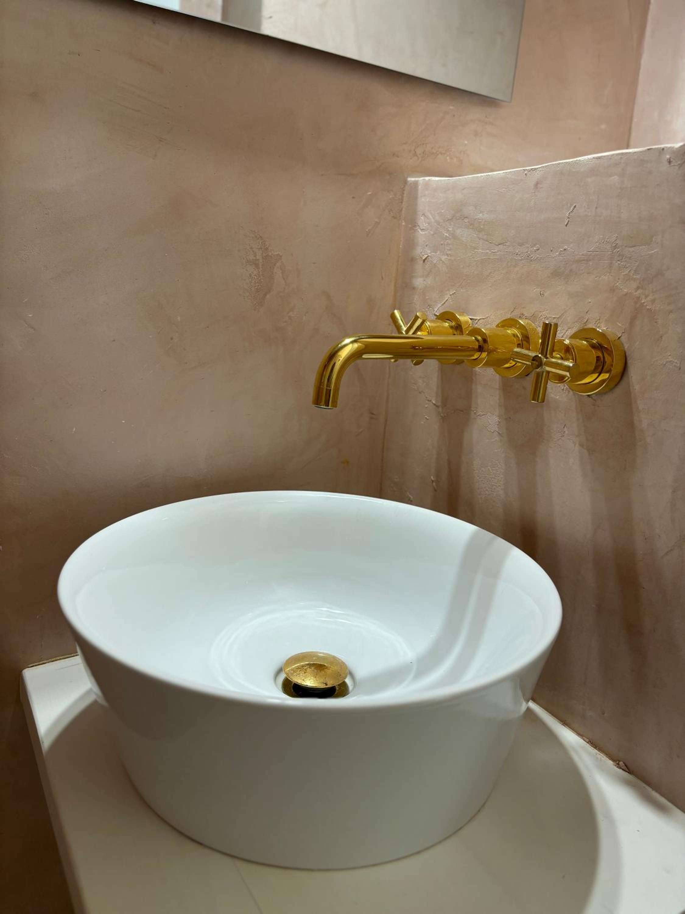 Alora boutique suites