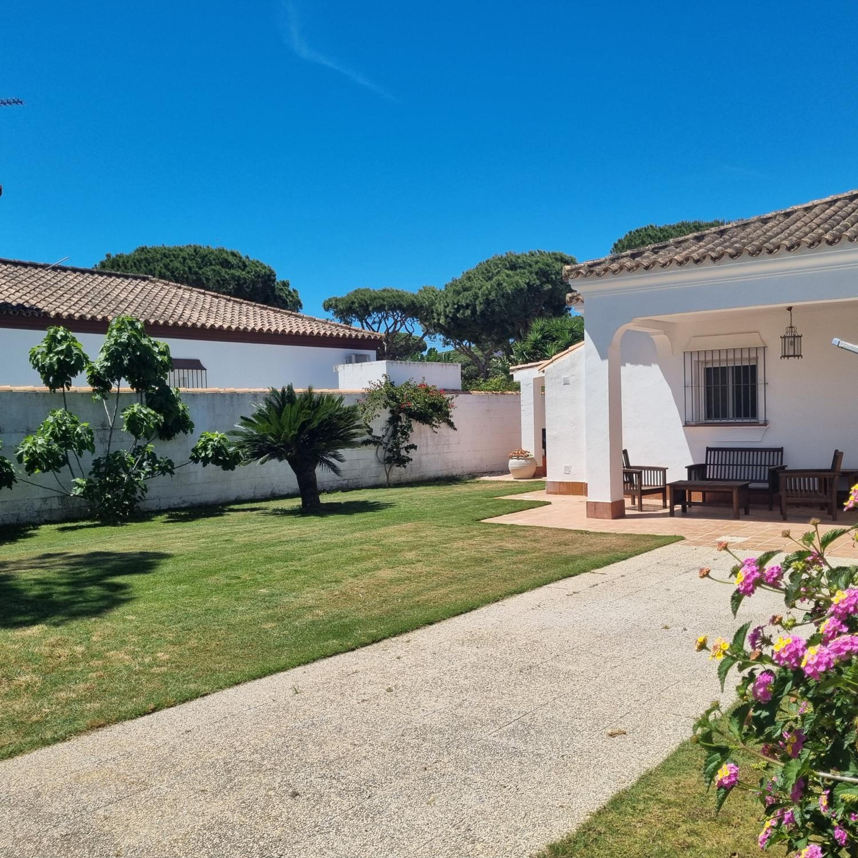 Casa Bond