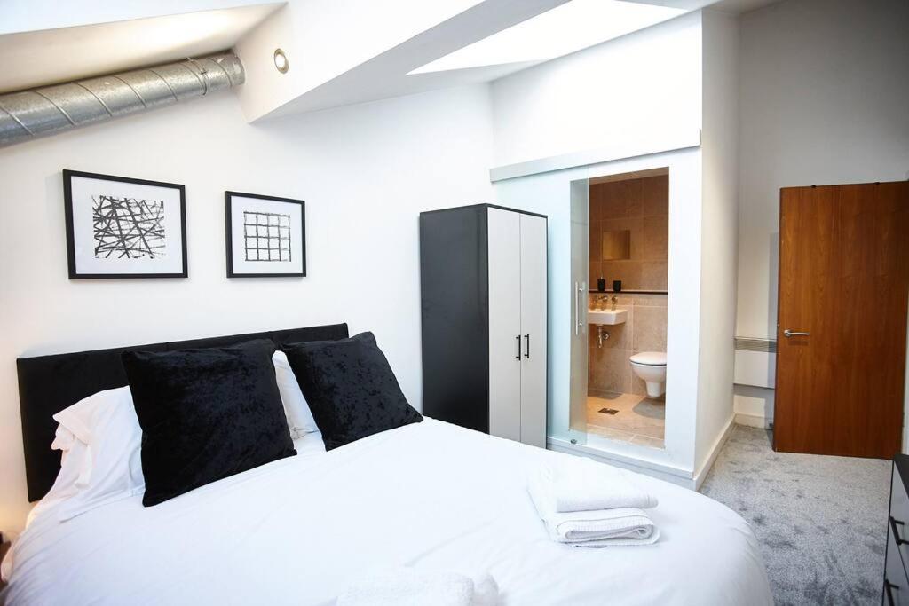 The Garnet Suite view 2