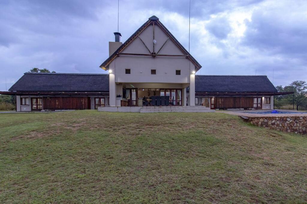 Photo 8