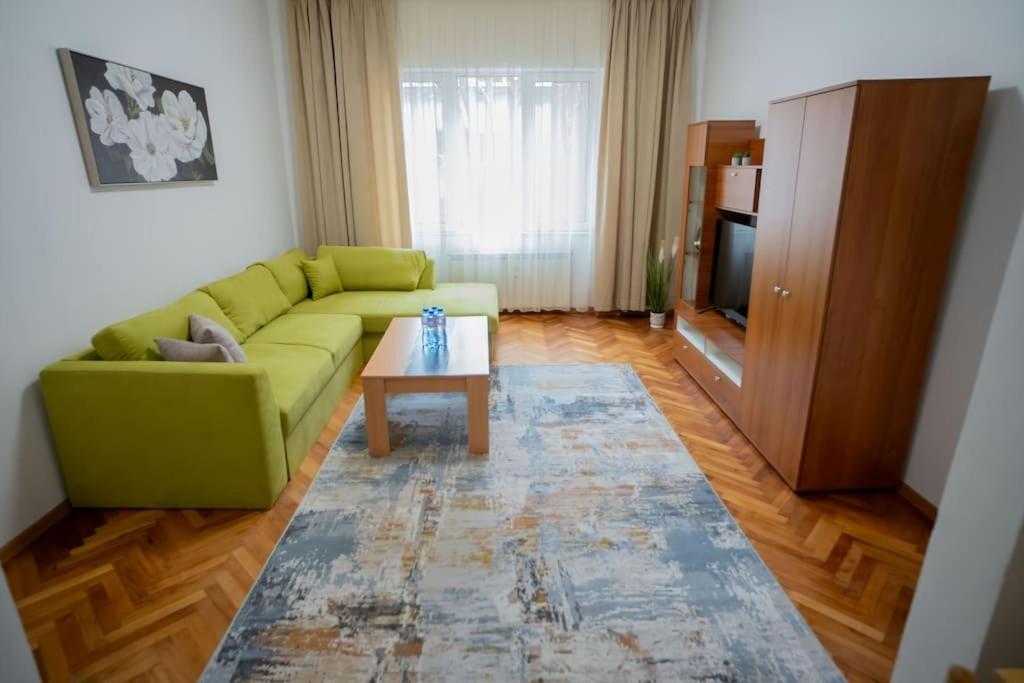 The Green Apartment in the heart of Old Sofia 1BDR