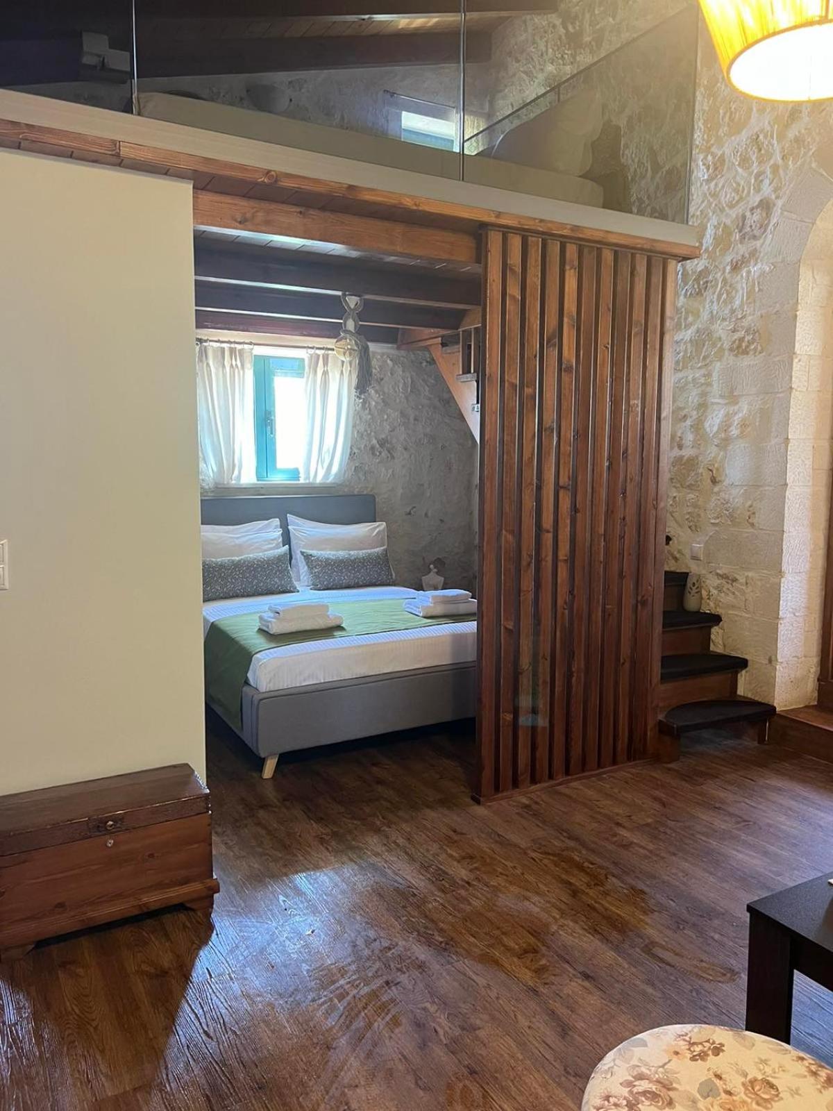 Mouria Country House