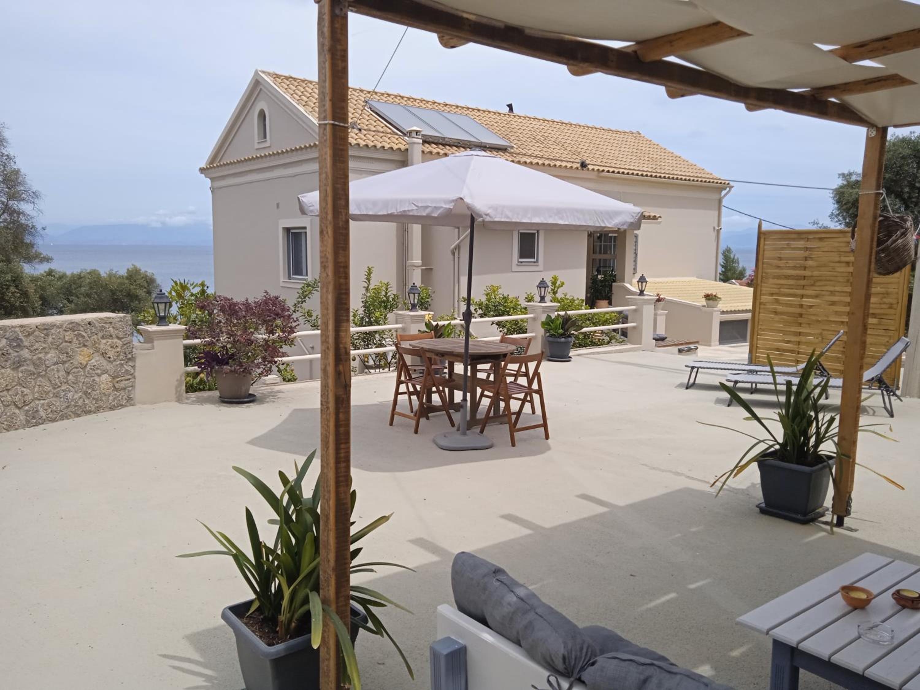 Gialos Holiday House