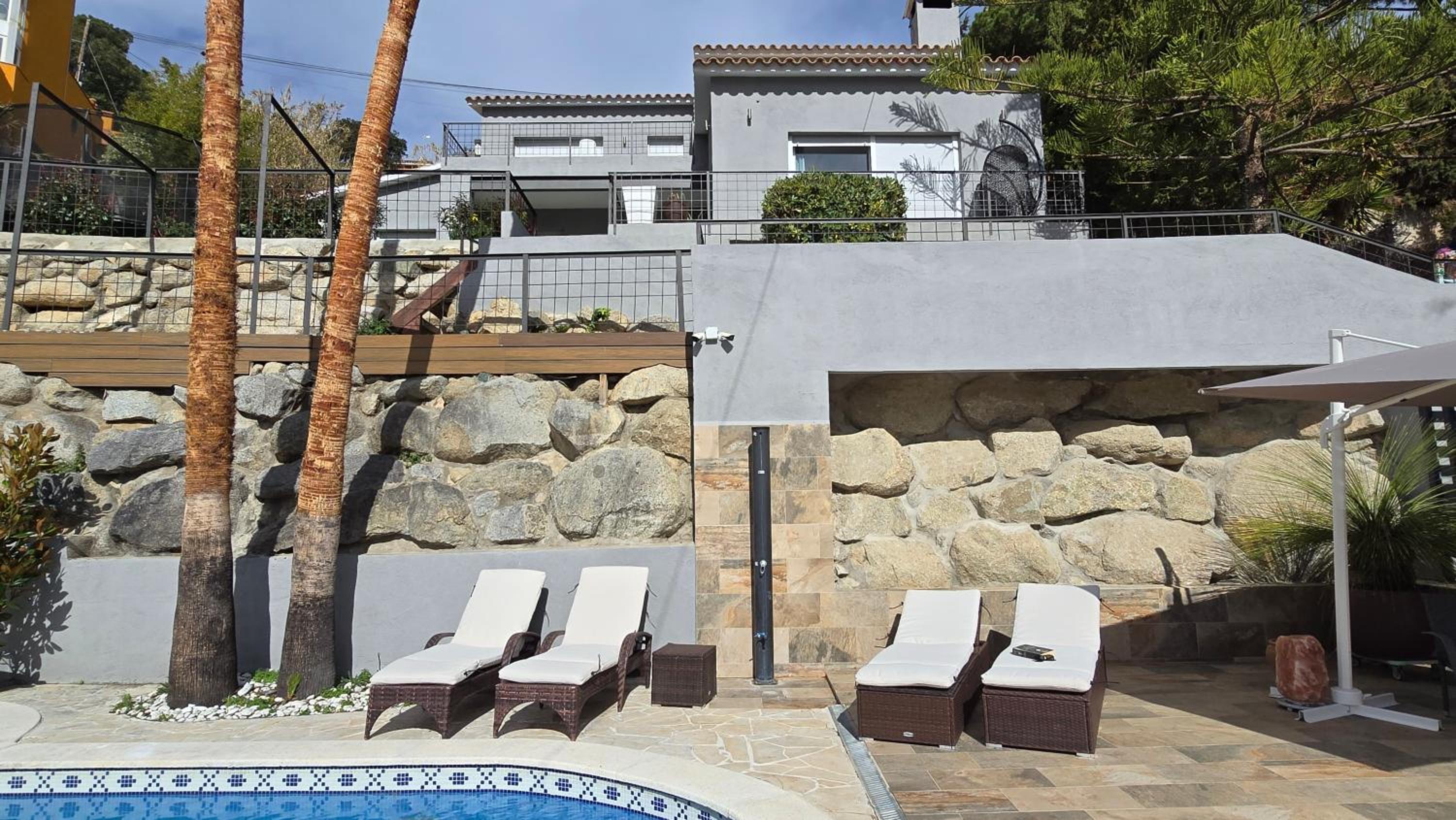Opening Doors Premiá Dalt Amazing views w pool