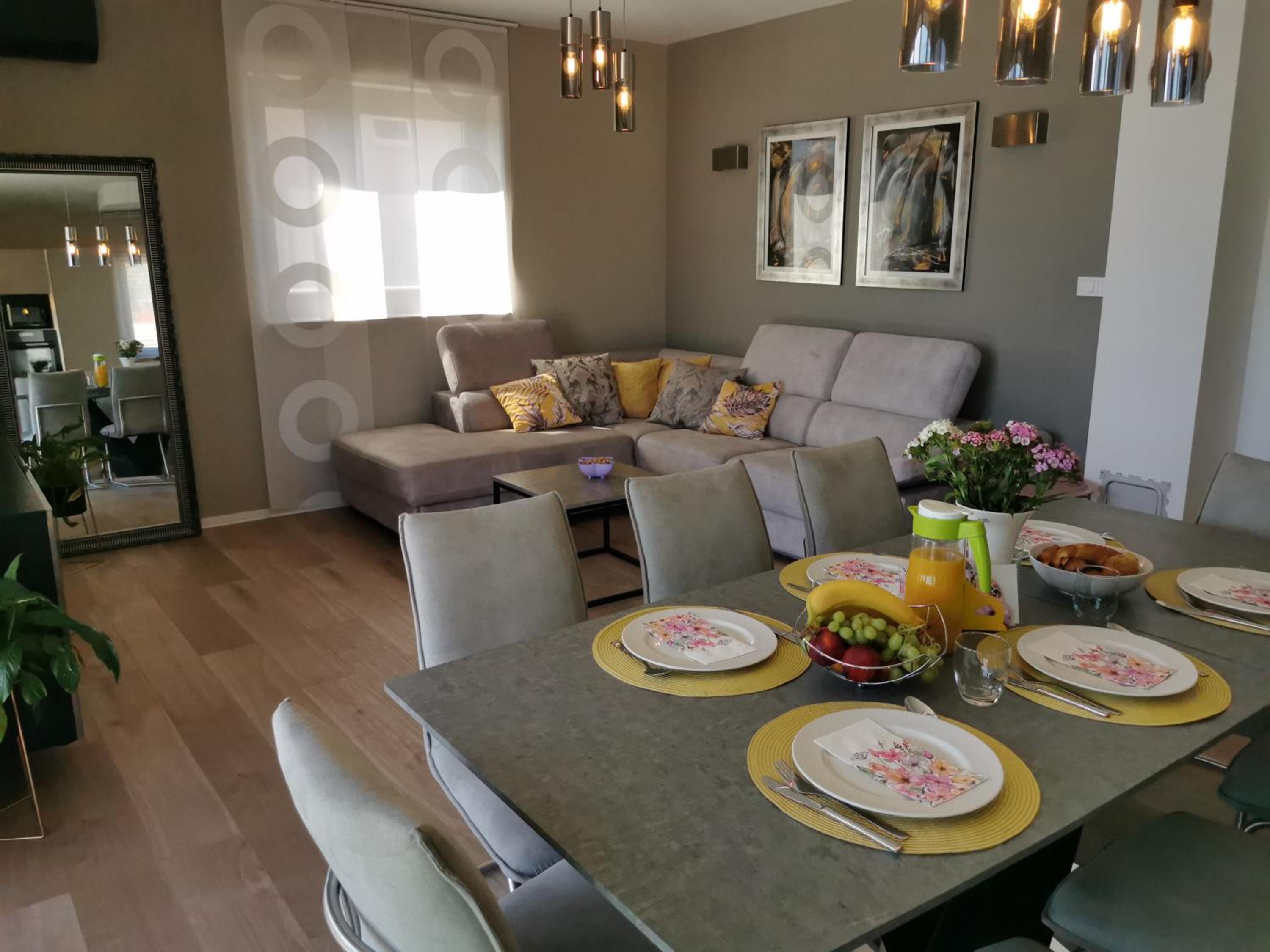 Prive Polai Villa