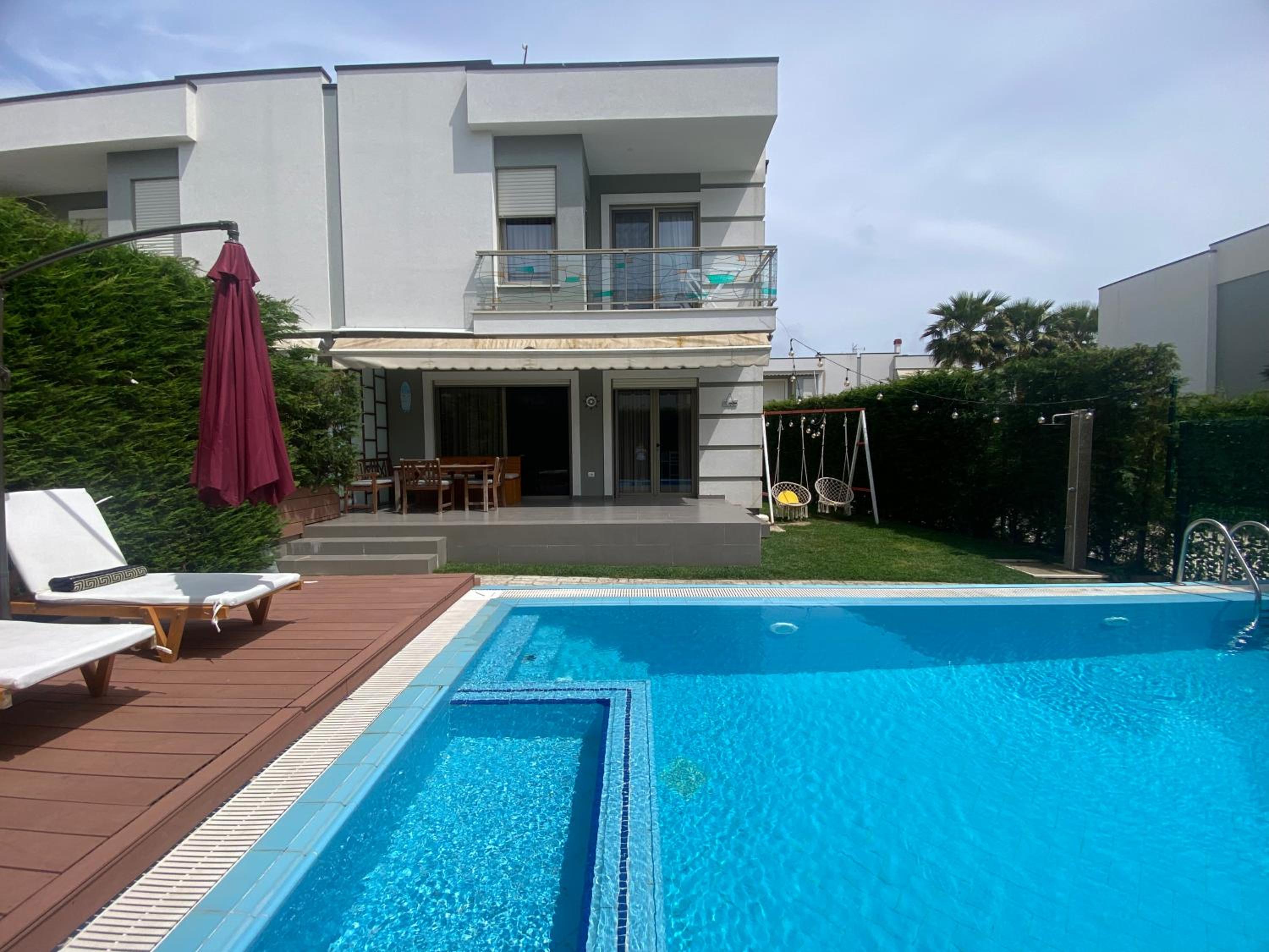 Villa with private pool photo 3