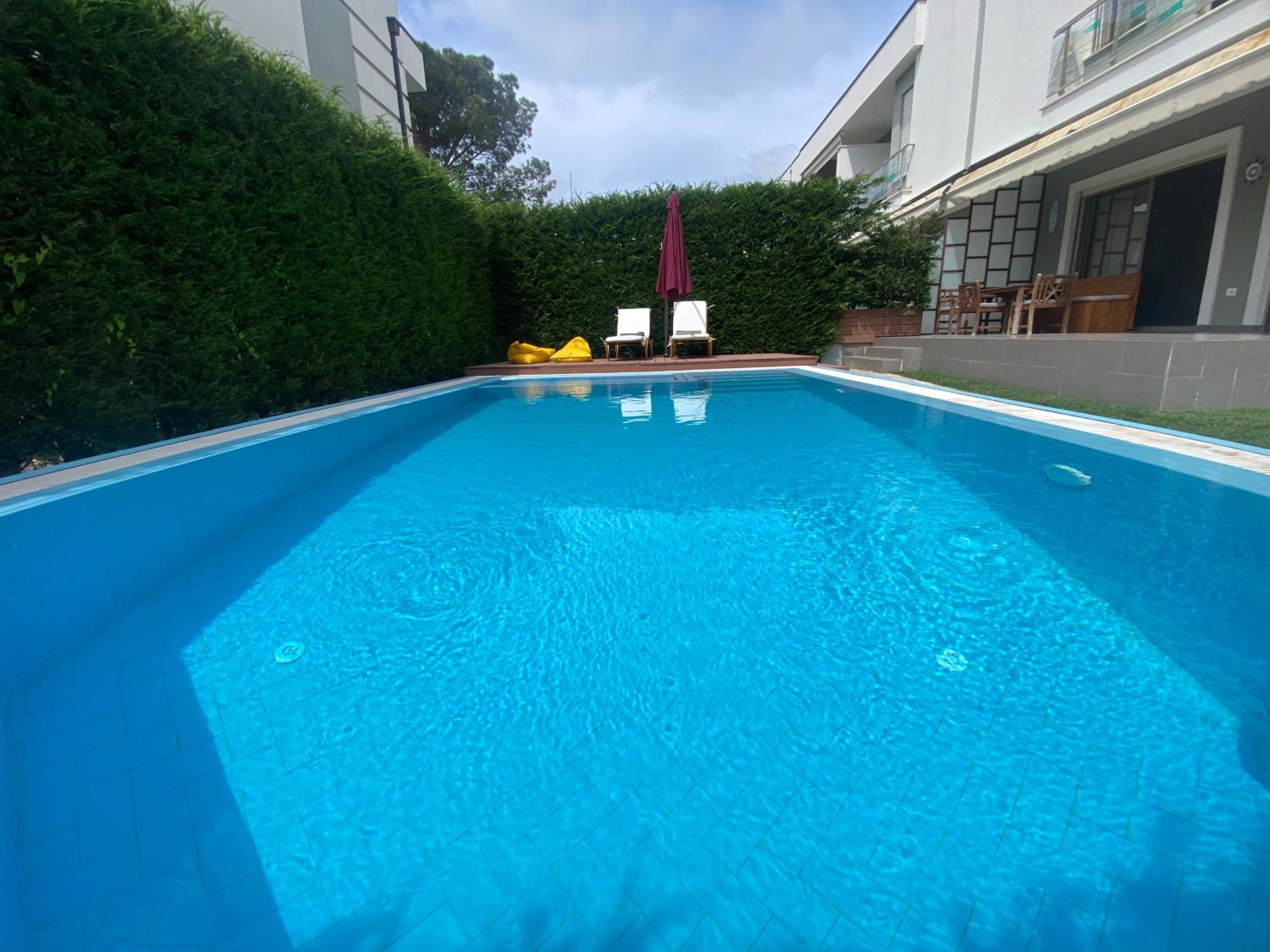 Villa with private pool photo 2
