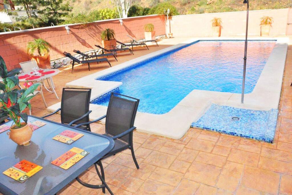 5 bedroom villa to rent in La Sierrezuela, Mijas