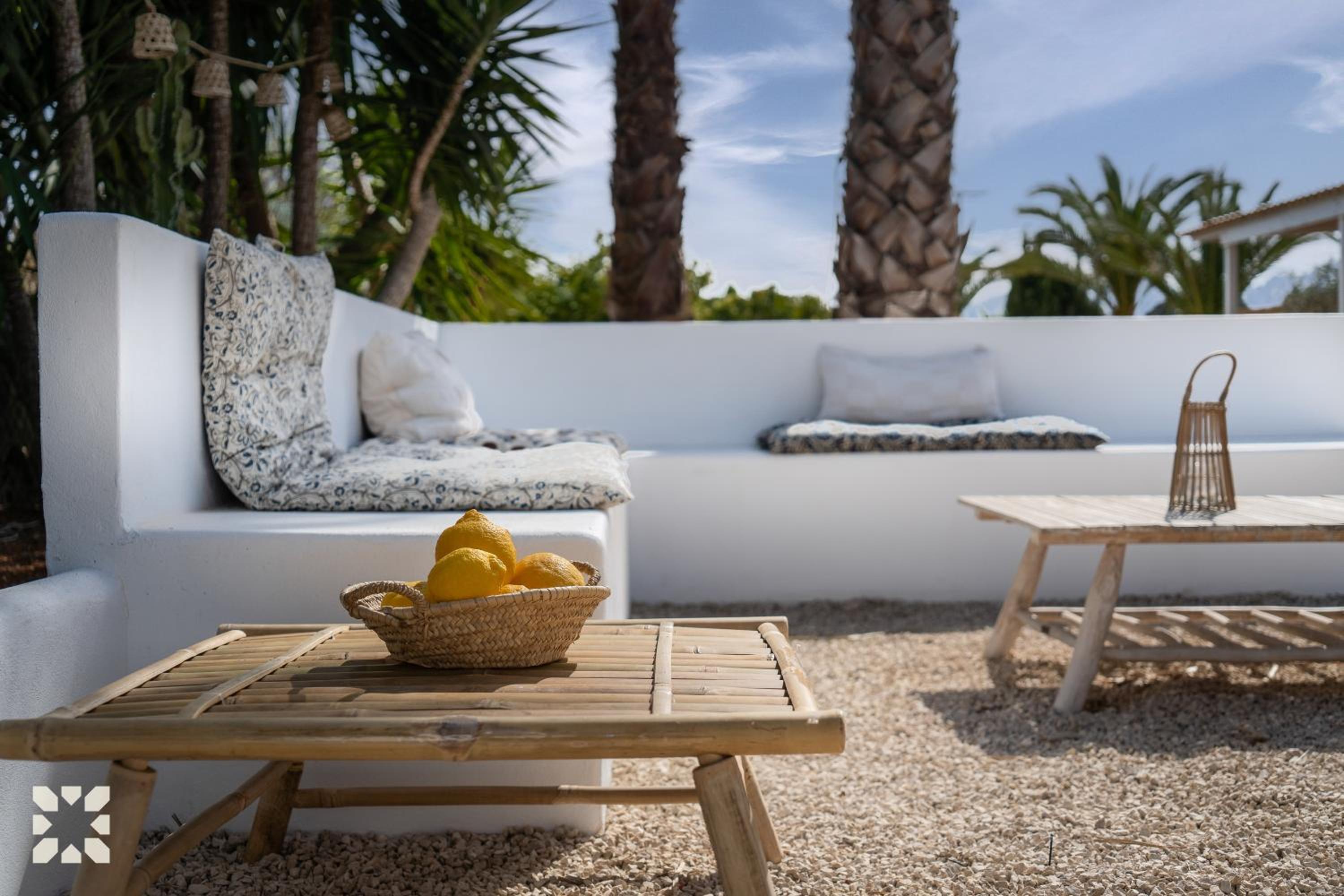 Villa La Faiyana by Abahana Villas