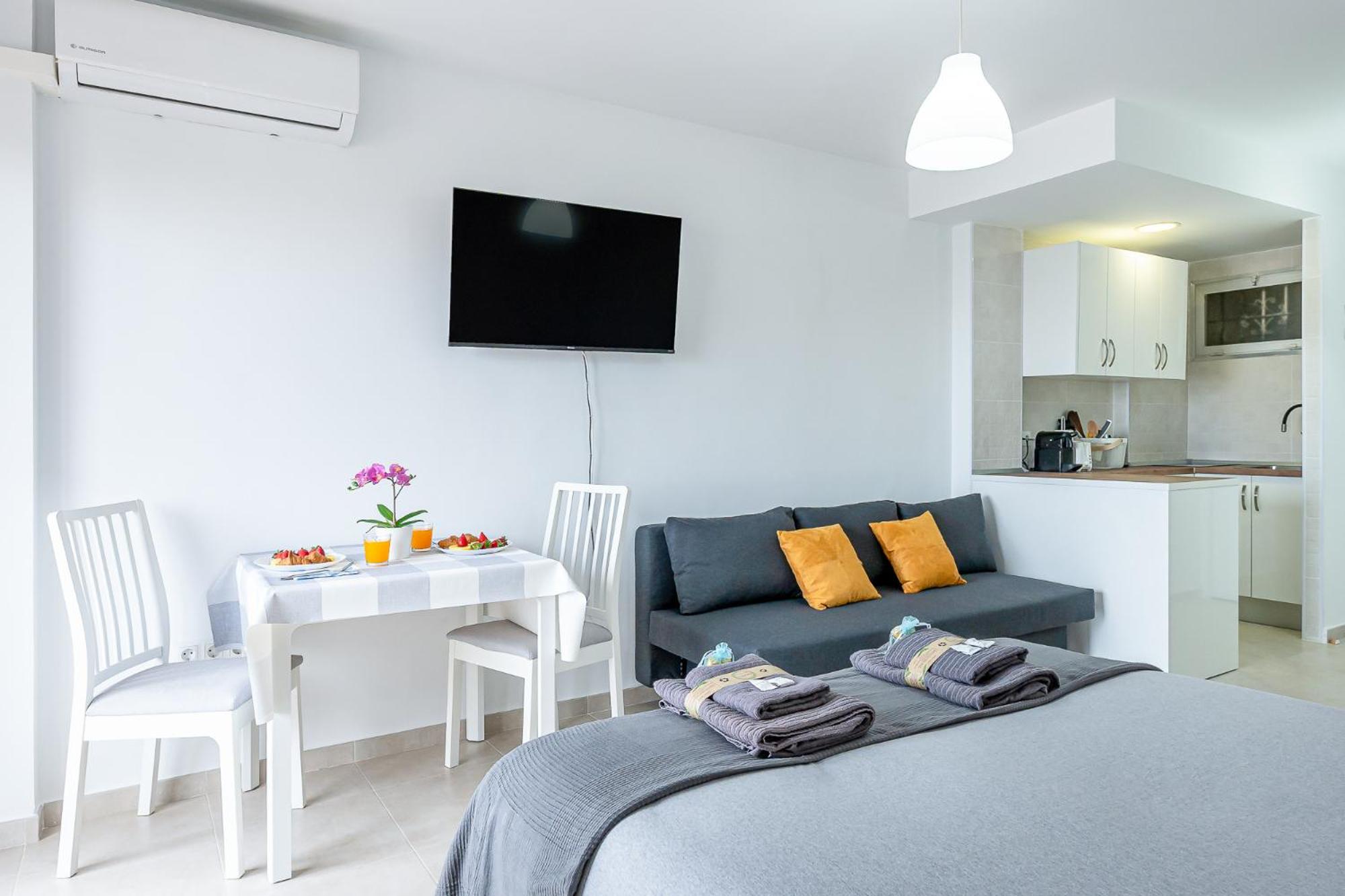 797 HOLIDAY RENTALS - Moderno estudio con hermosa vista en Ju