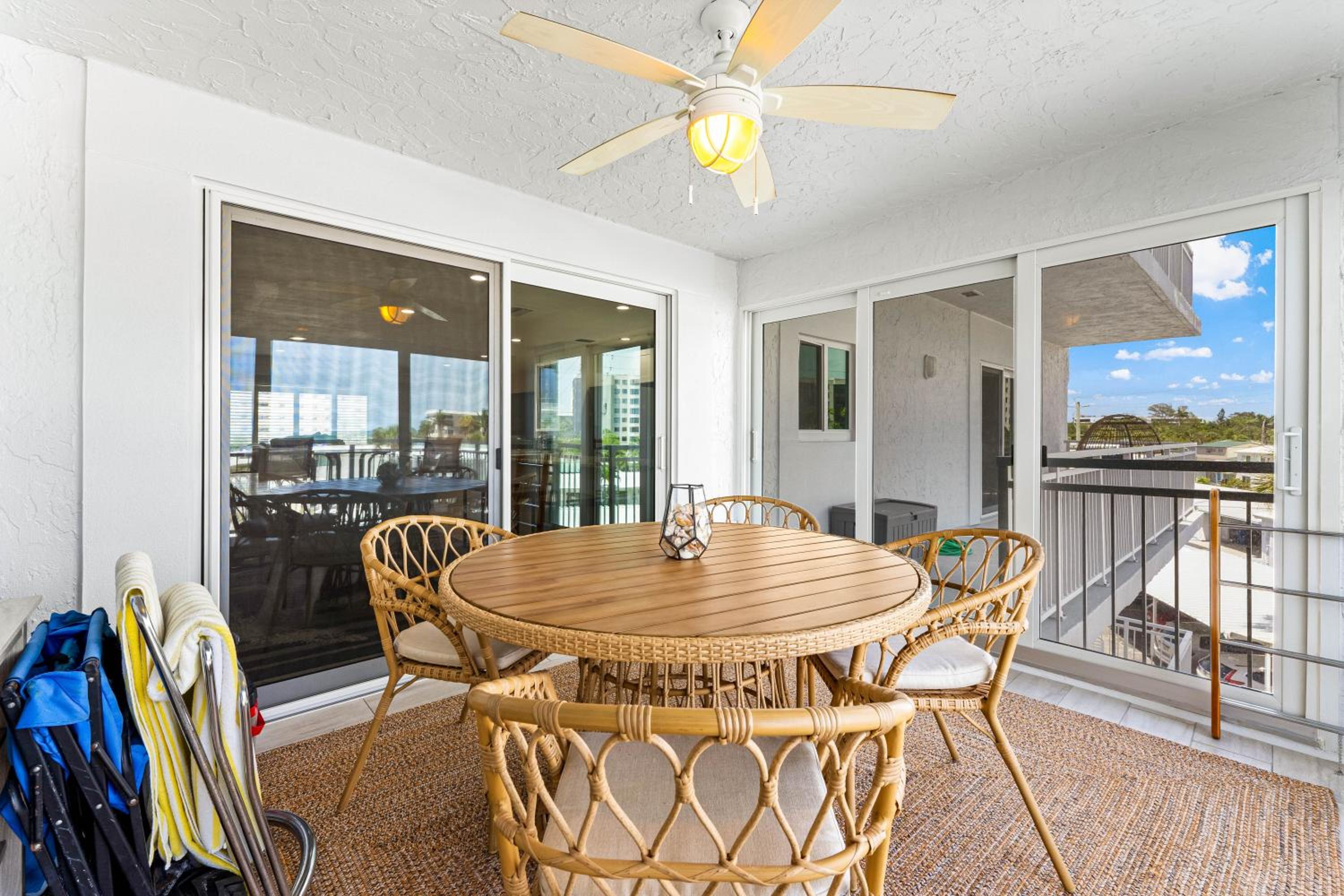Jamaica Royale Beachfront Tower By Beachside Management