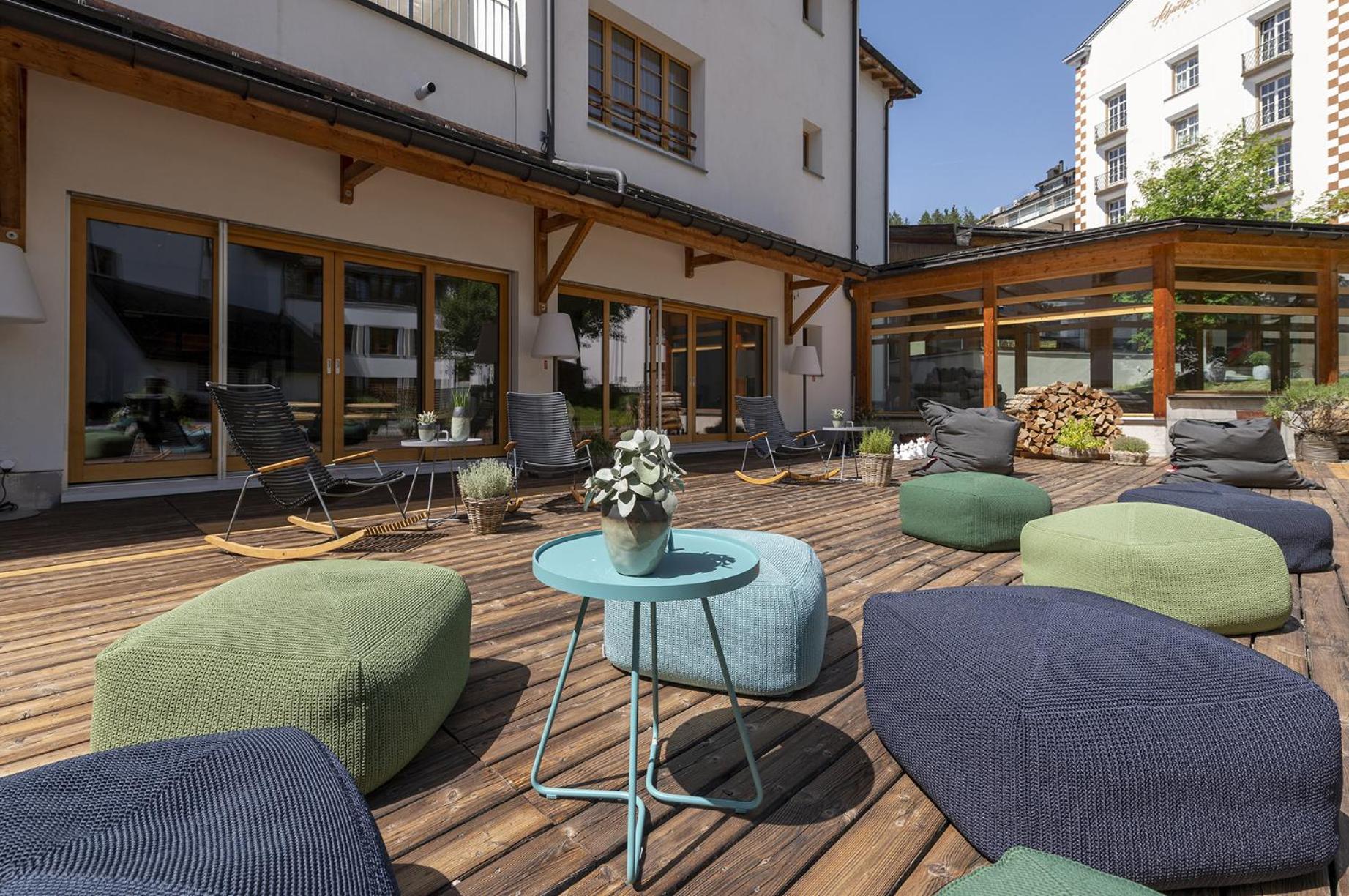 Wellness apartment with pool and terrace