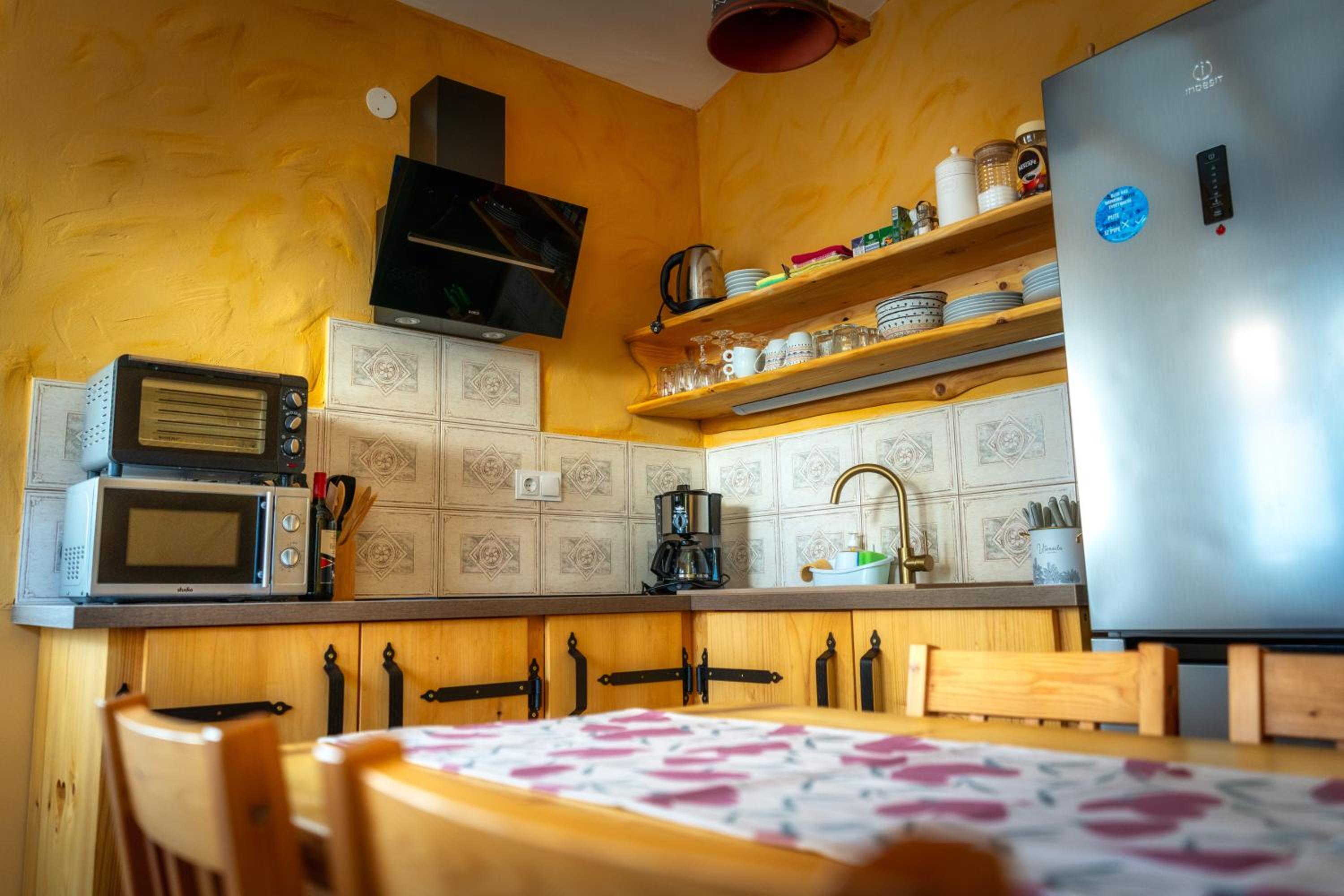 Stara sončna hiša view 3