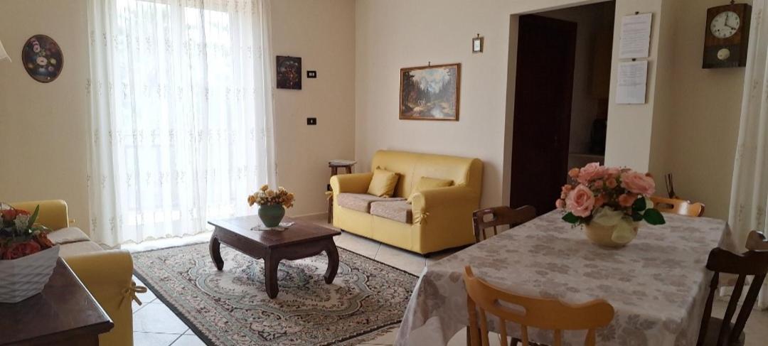 Villa Gioiosa Vacation in Sicily with private fenced pool & hydro-massage