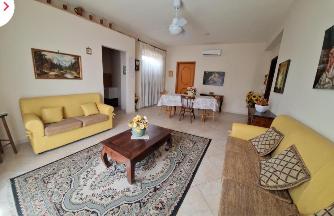 Villa Gioiosa Vacation in Sicily with private fenced pool & hydro-massage