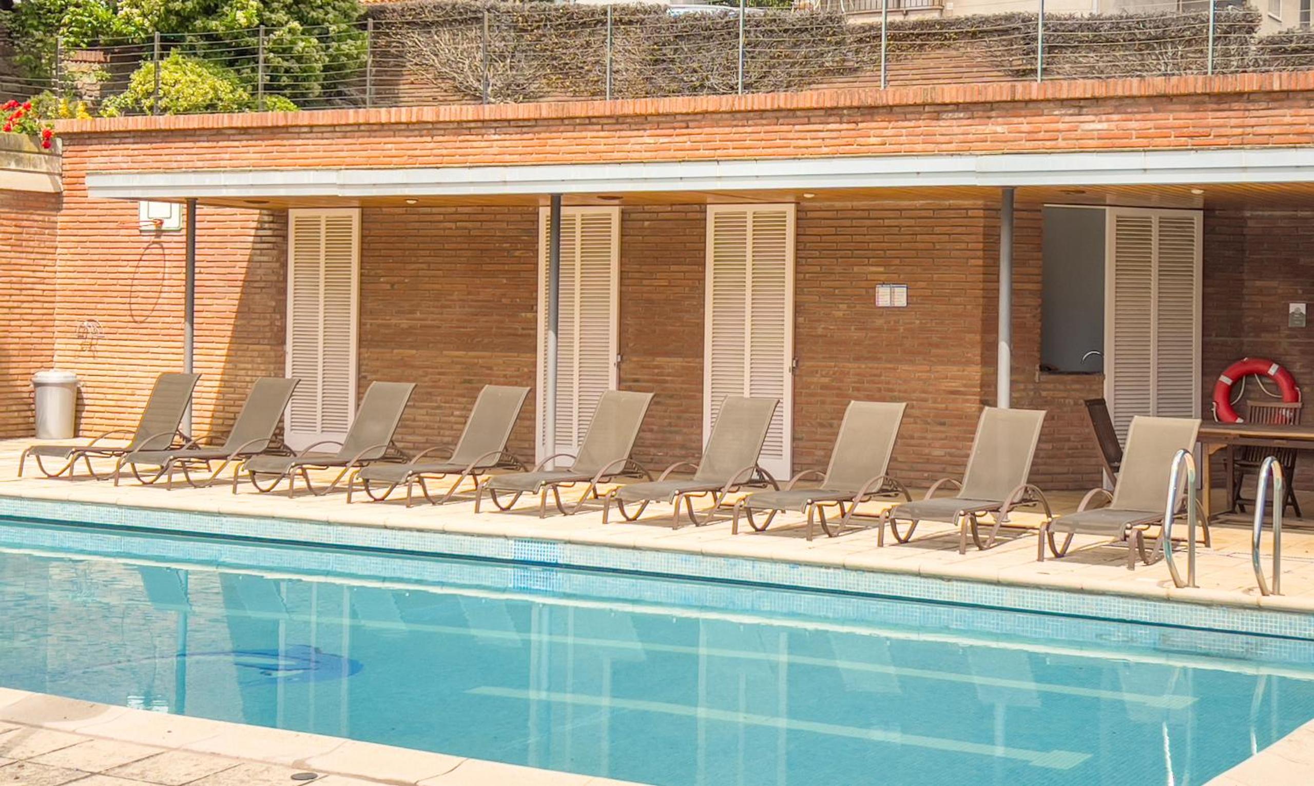 Majordoms - Sports Villa Banyoles