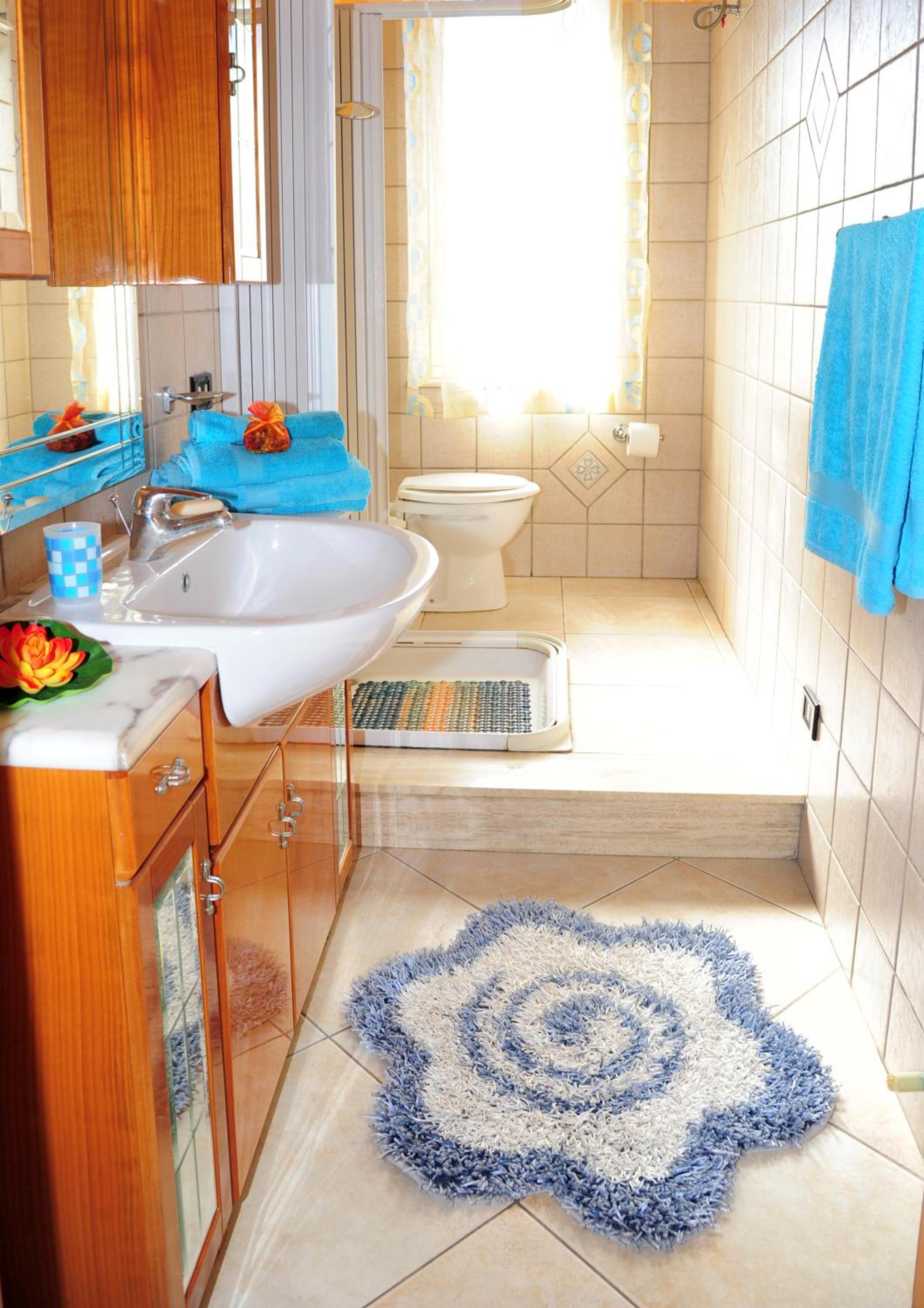 Villa Gioiosa Vacation in Sicily with private fenced pool & hydro-massage