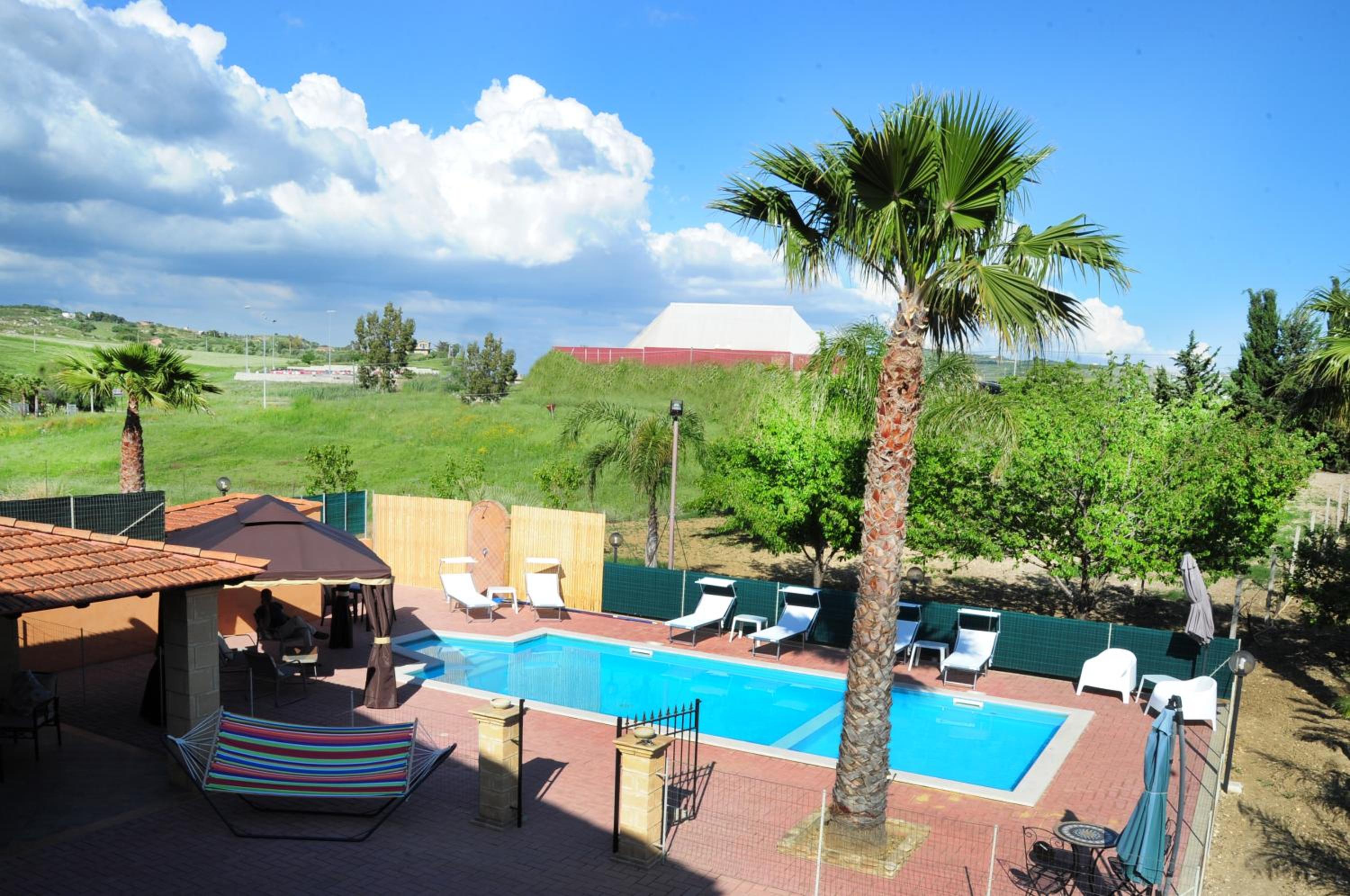 Villa Gioiosa Vacation in Sicily with private fenced pool & hydro-massage