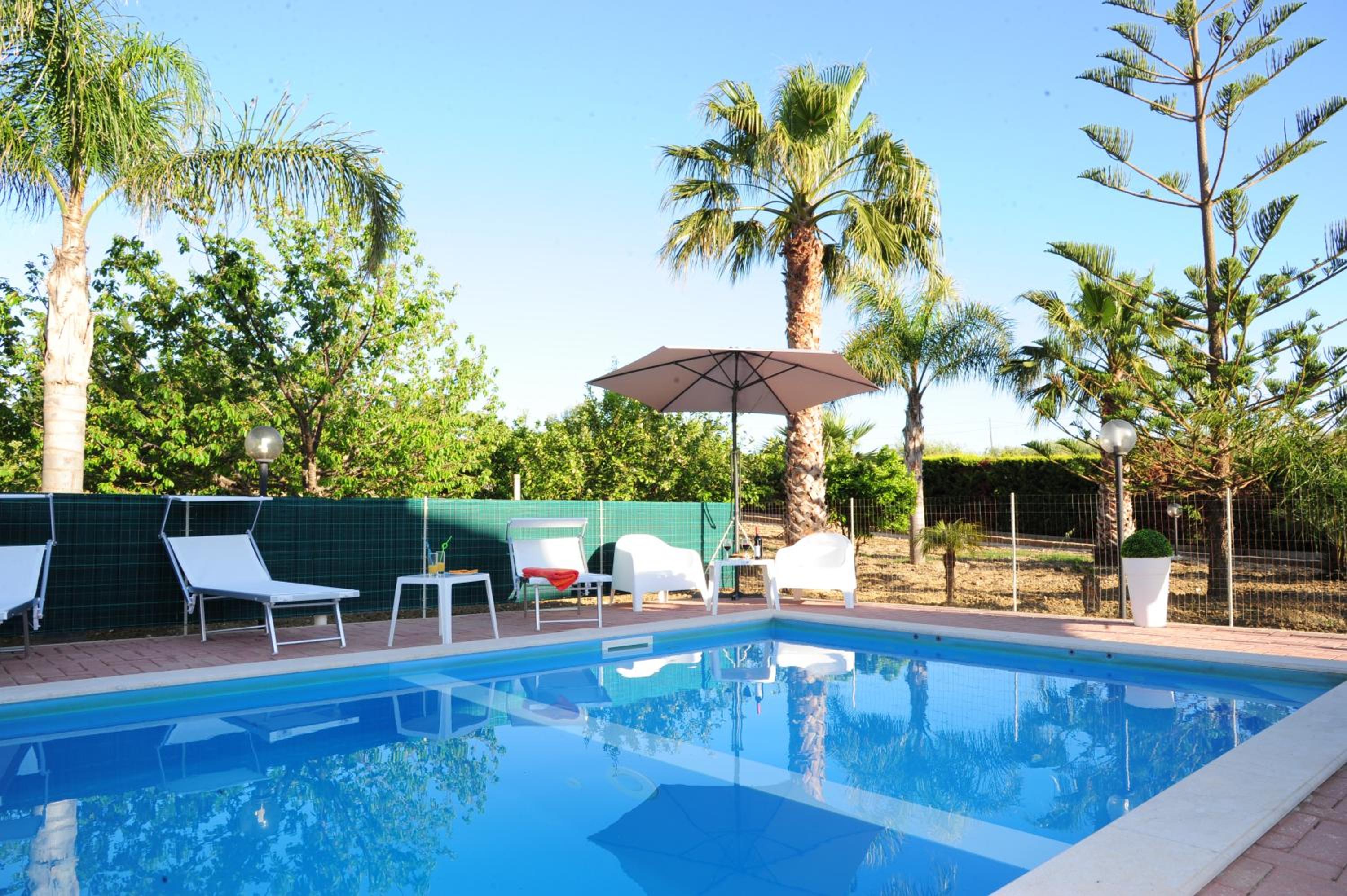 Villa Gioiosa Vacation in Sicily with private fenced pool & hydro-massage