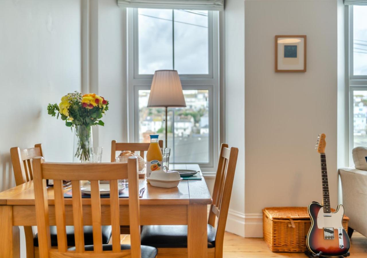 2 Bed in Brixham oc-m28892 view 2