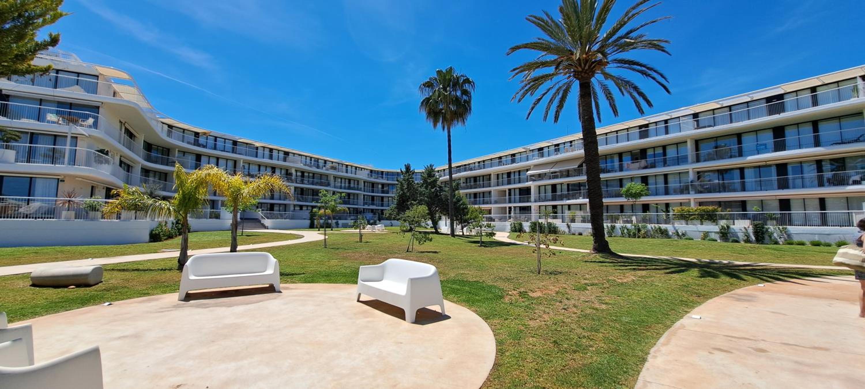 Apartamento junto al mar en Residencial Denia Beach