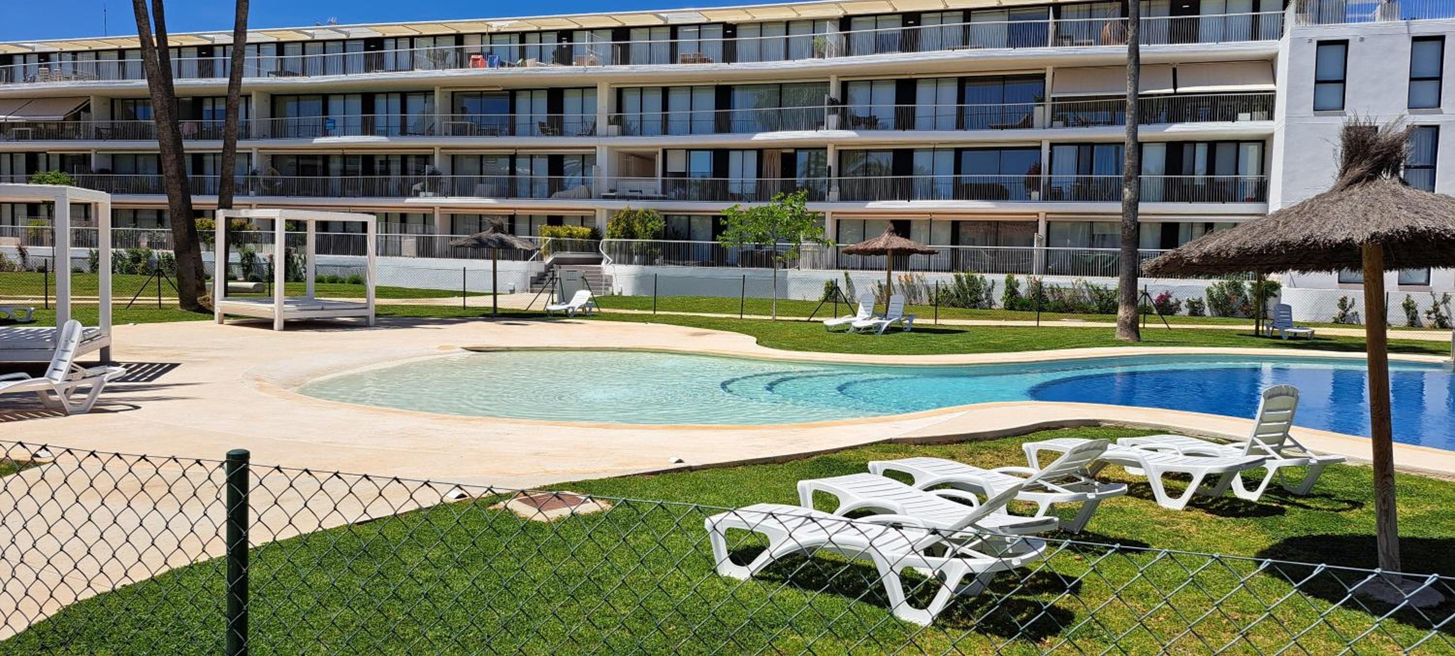Apartamento junto al mar en Residencial Denia Beach
