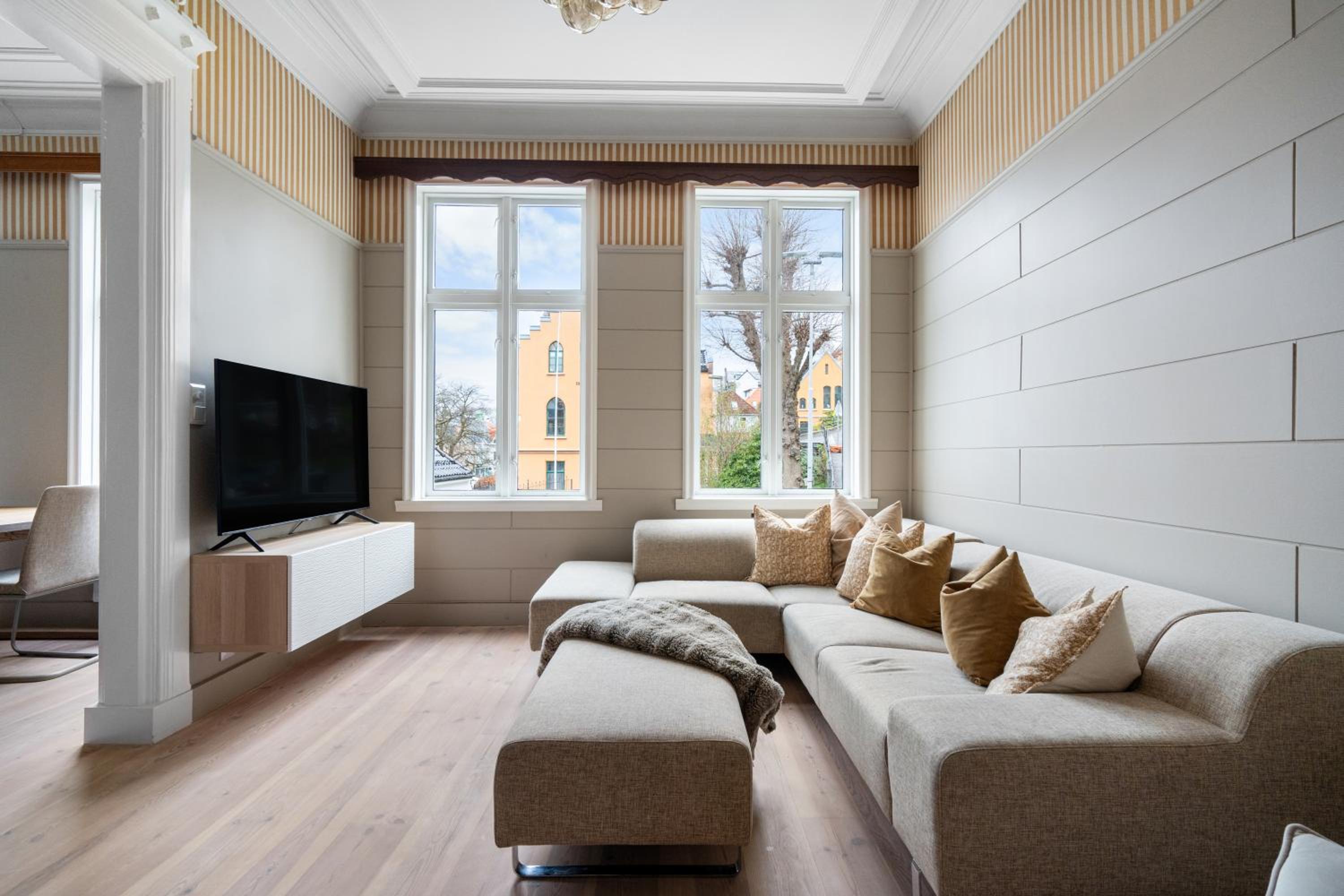 Experience the luxury lifestyle 100m from Bryggen! view 2