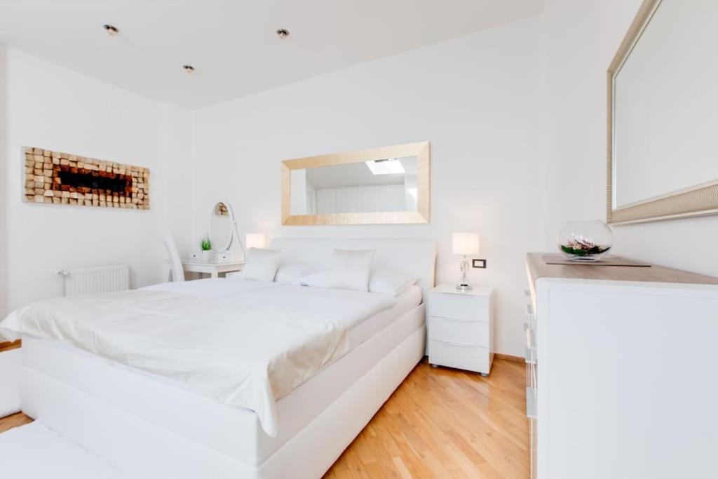 Wenceslas Square Royal Apartments