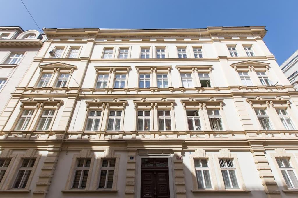 Wenceslas Square Royal Apartments