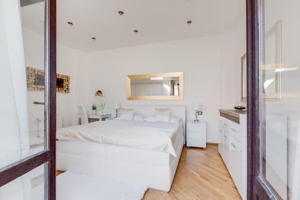 Wenceslas Square Royal Apartments