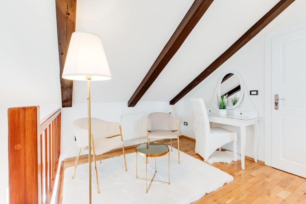 Wenceslas Square Royal Apartments
