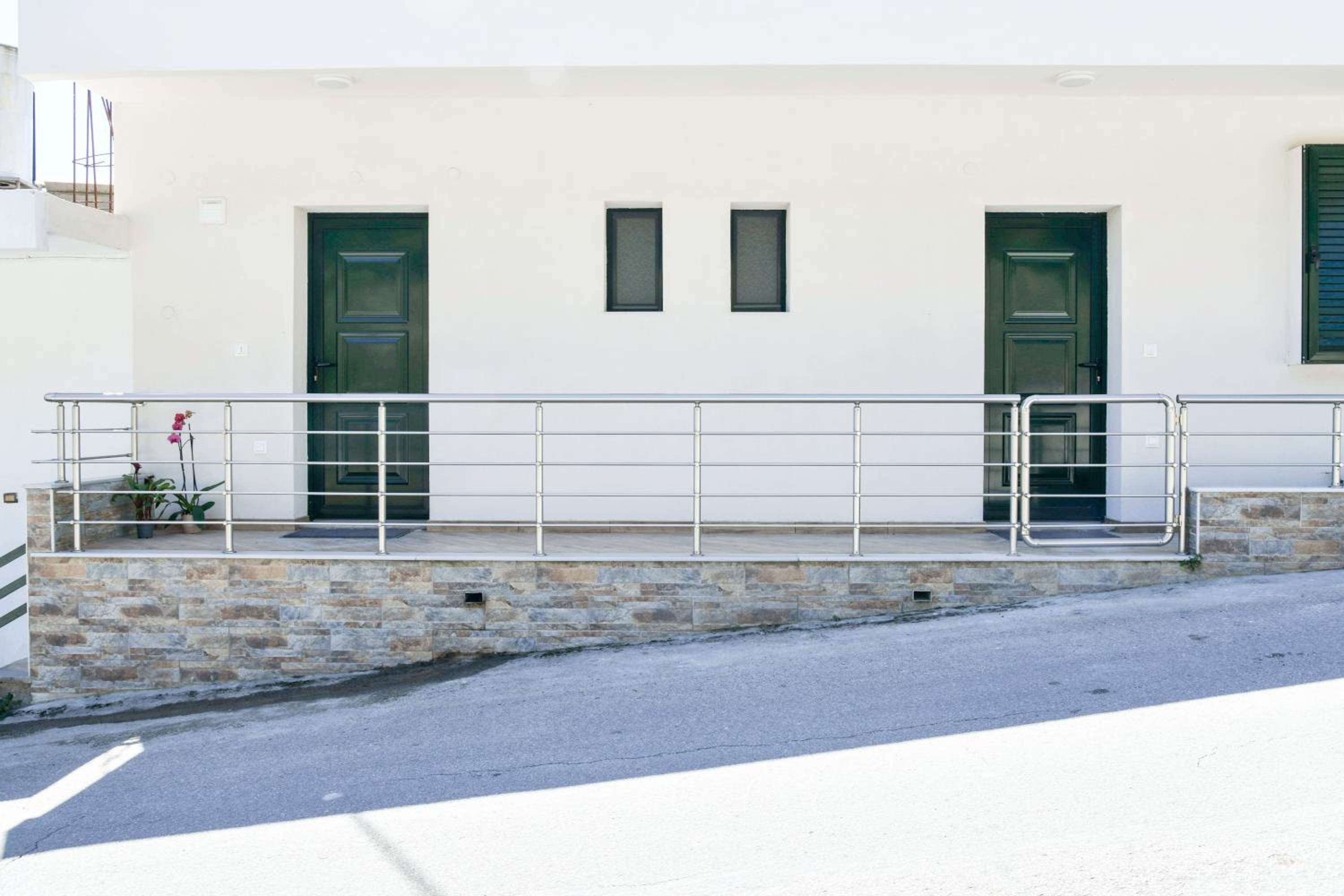 Green View Apartments
