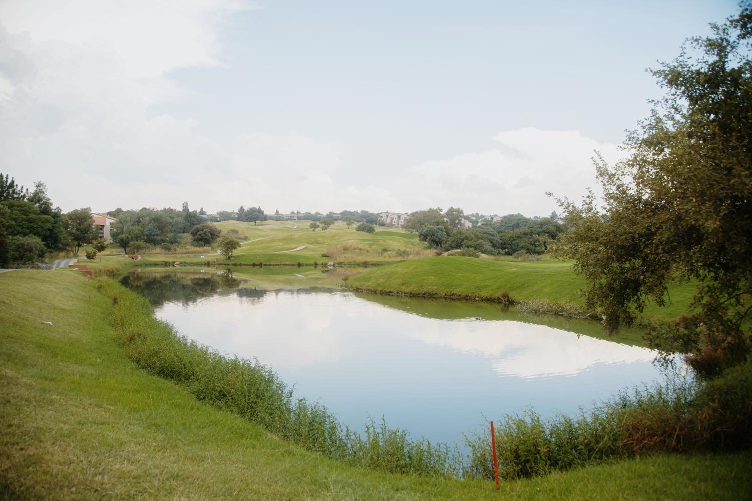 2 bedroom apartment Jackal creek golf estate view 4