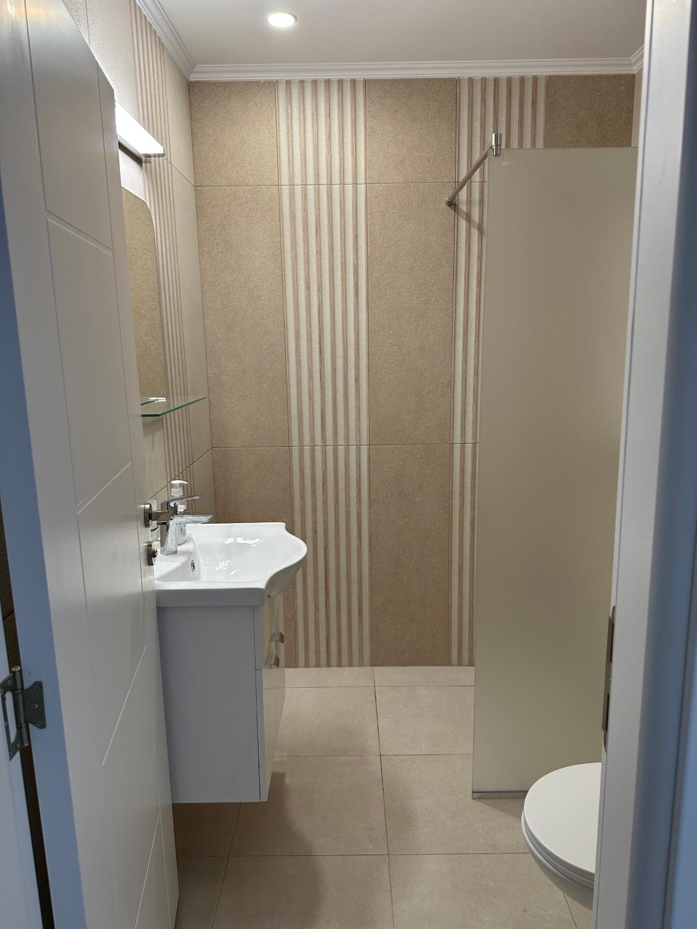 Premium Ferienwohnung SWETI WLAS Polarstar Beach Luxury Apartment 150 m zum Strand Pool 3 Balkone Meeresblick Google TV bis zu 6 Personen