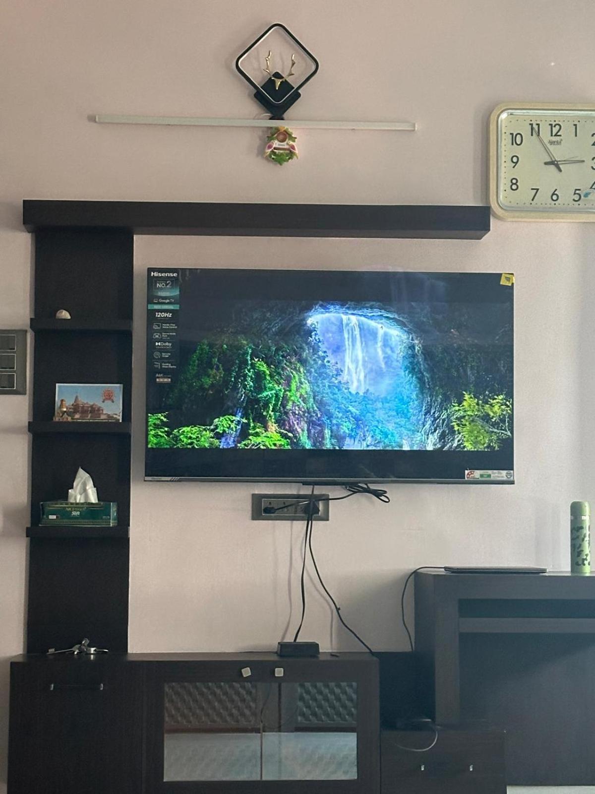 PARVATHY MURUGAN COTTAGE-2ND FLOOR for Pilgrims, family and Bachelors only view 2
