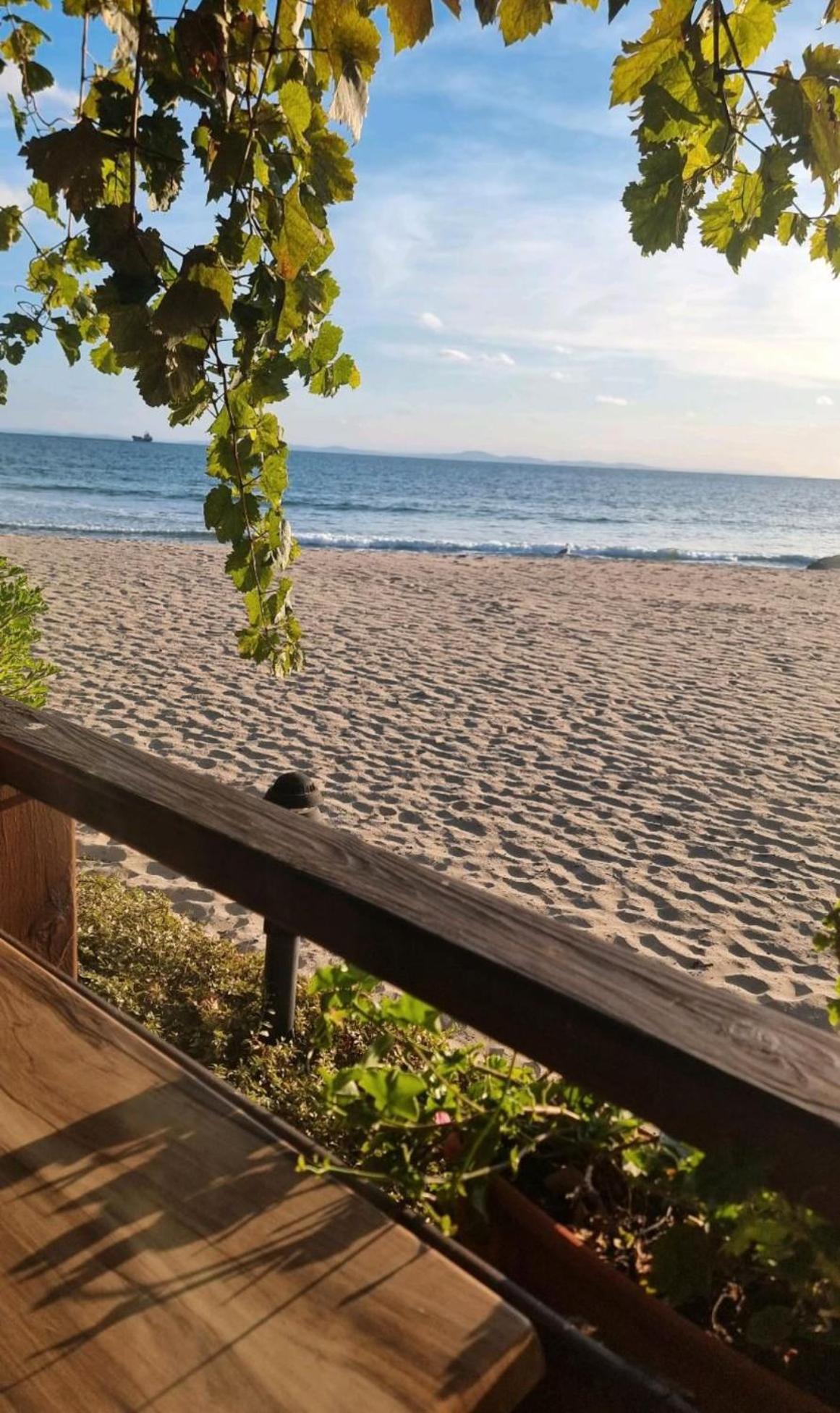 Premium Ferienwohnung SWETI WLAS Polarstar Beach Luxury Apartment 150 m zum Strand Pool 3 Balkone Meeresblick Google TV bis zu 6 Personen