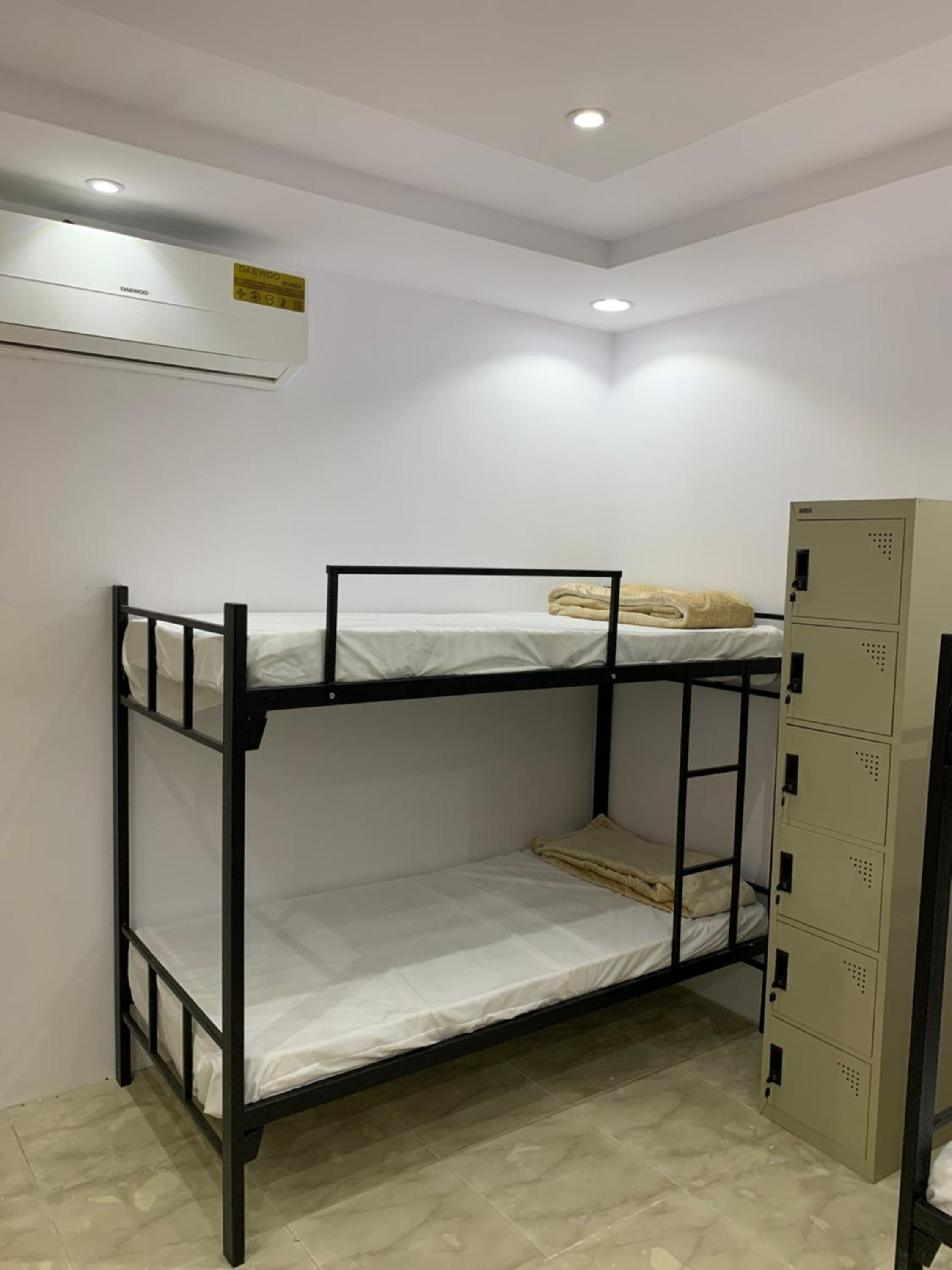 The Traveler Hostel