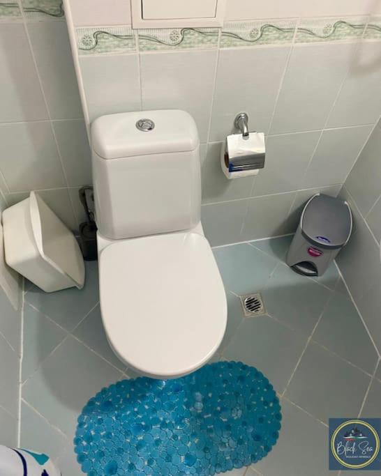 Scenic, 2 Bedroom Apt with Views