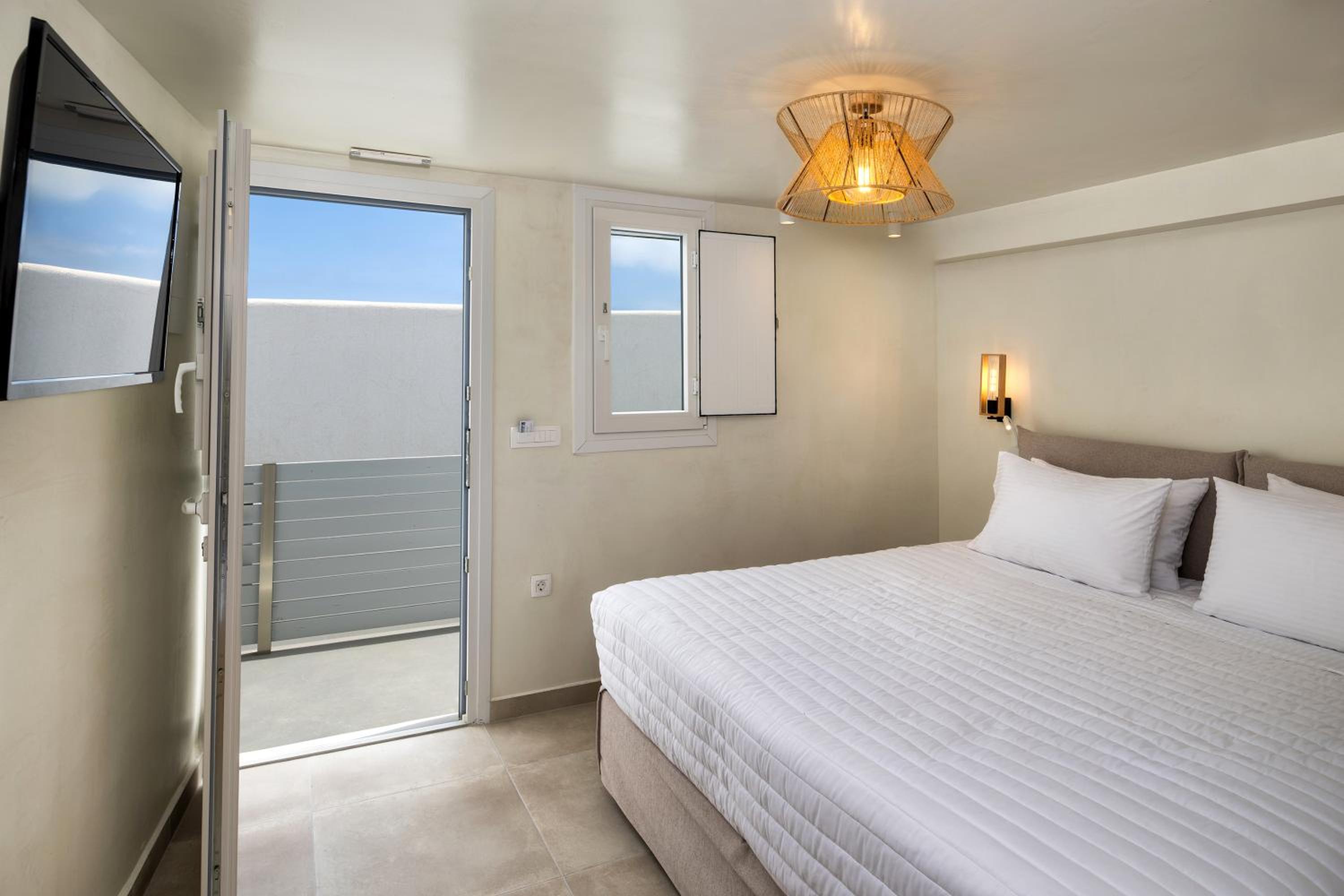 Hillside Elegance photo 5