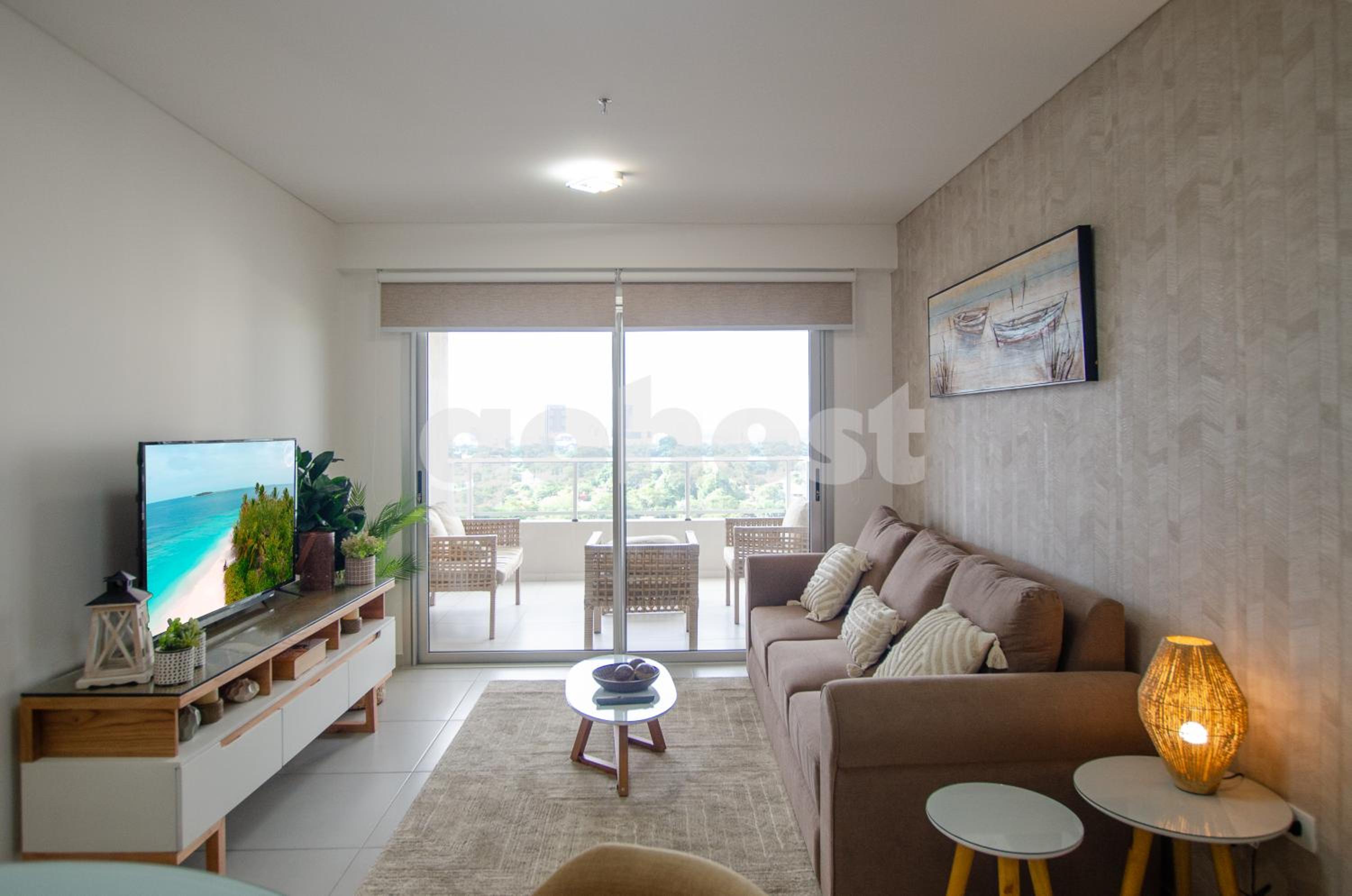 Contemporary apartment in Boggiani Avenue