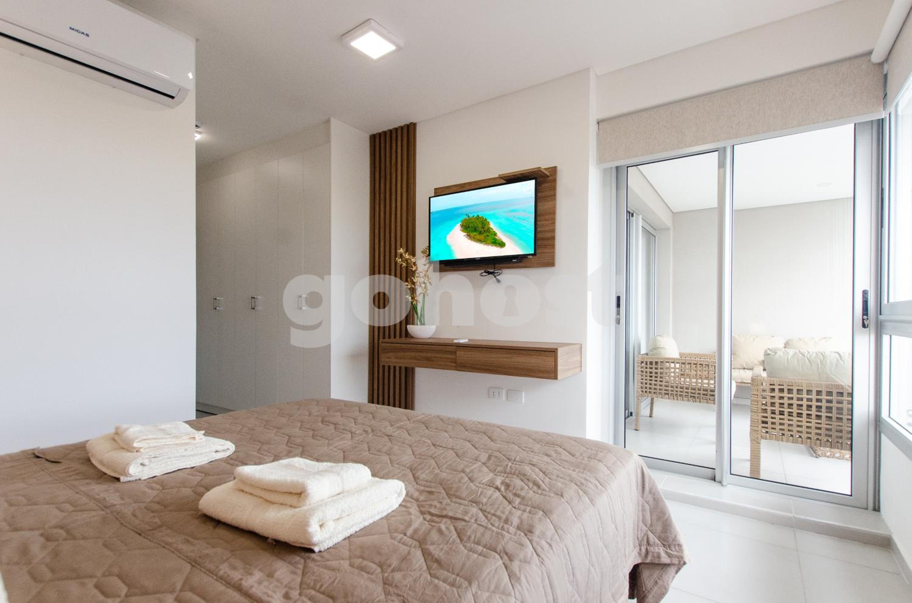 Contemporary apartment in Boggiani Avenue