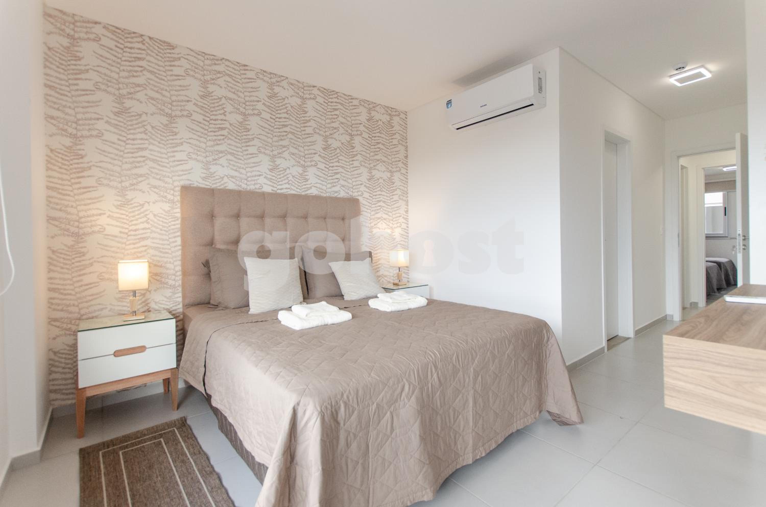 Contemporary apartment in Boggiani Avenue