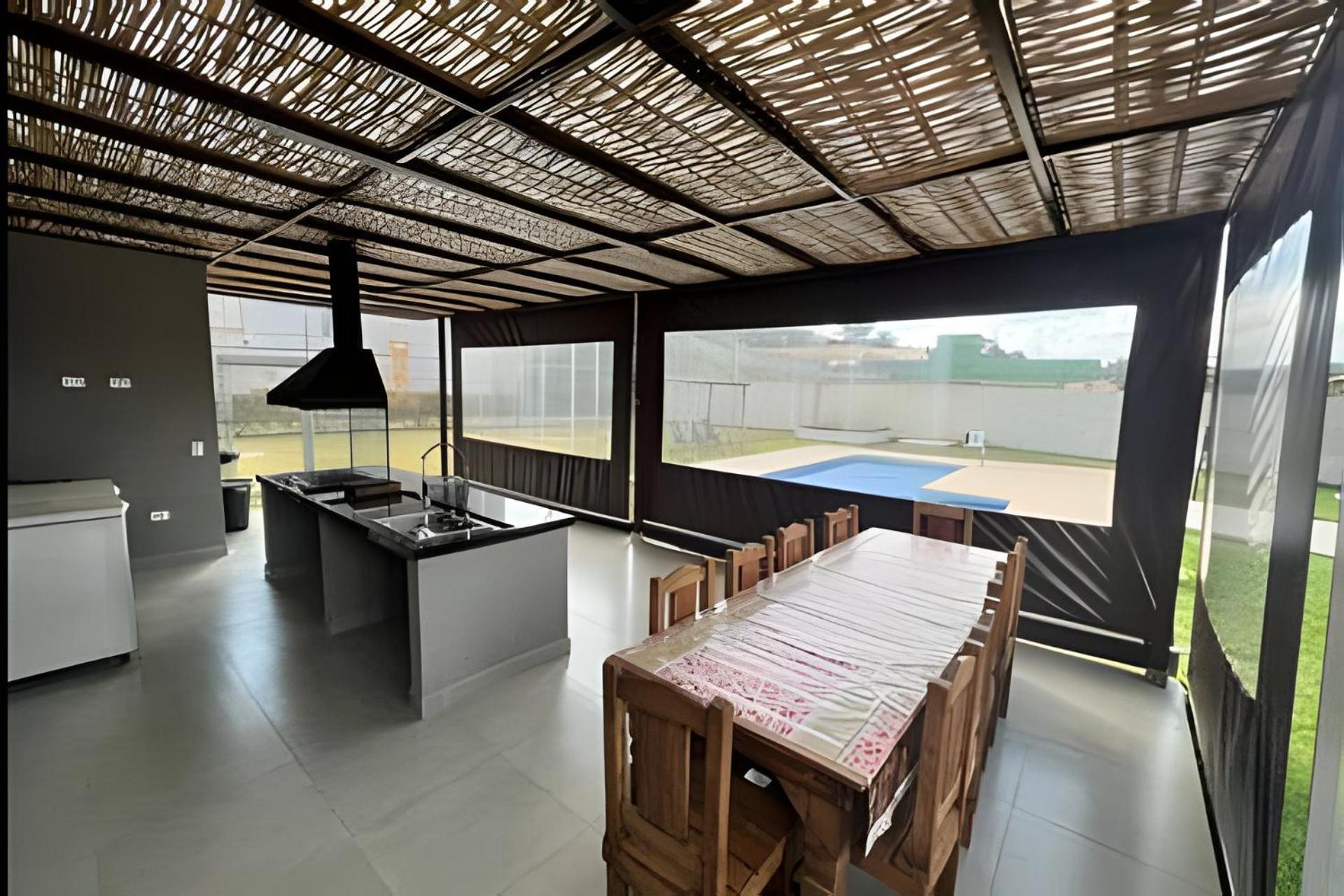 Casa moderna e completa, Atibaia