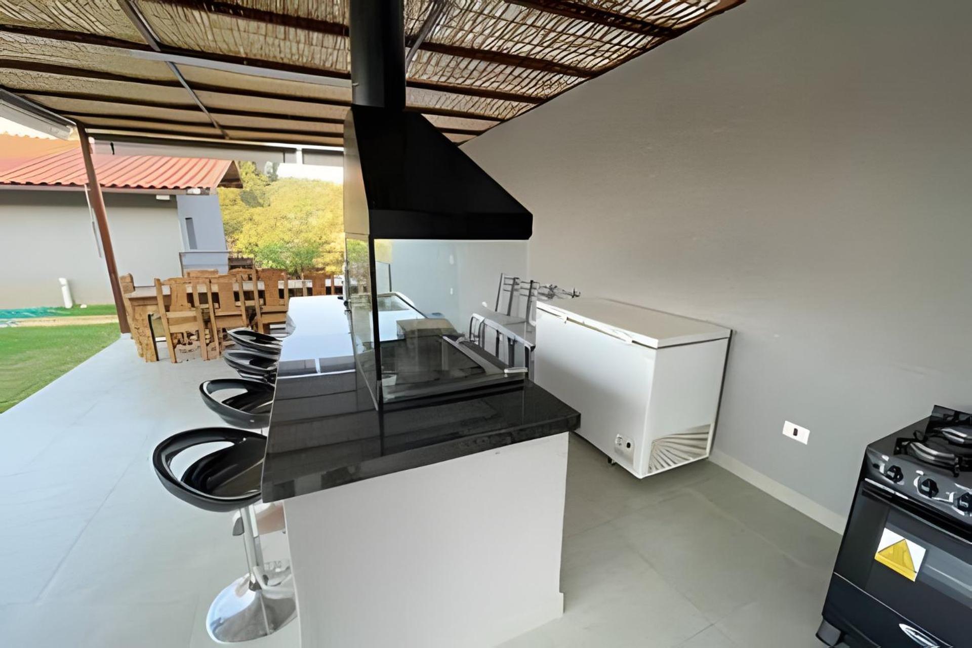 Casa moderna e completa, Atibaia