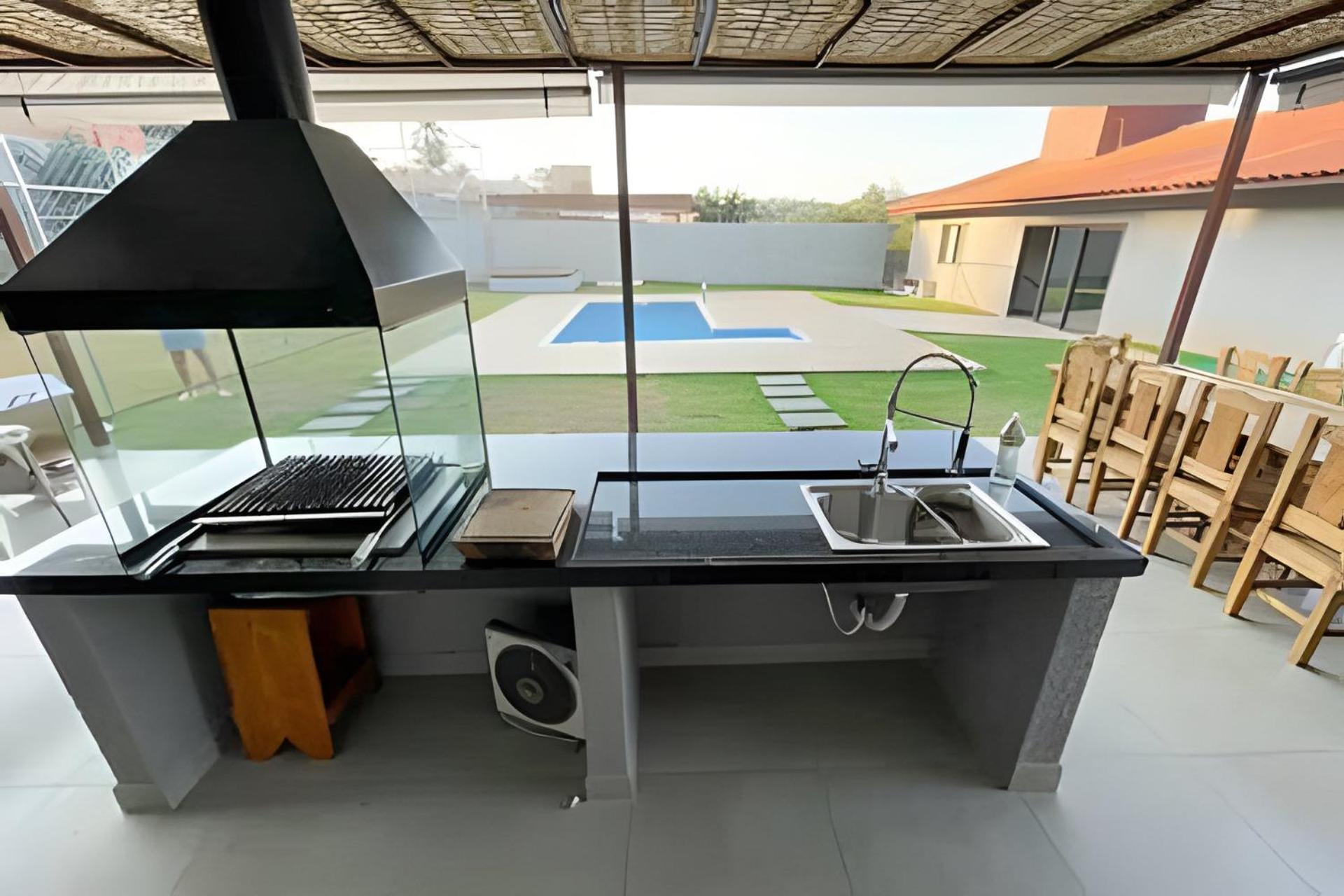 Casa moderna e completa, Atibaia